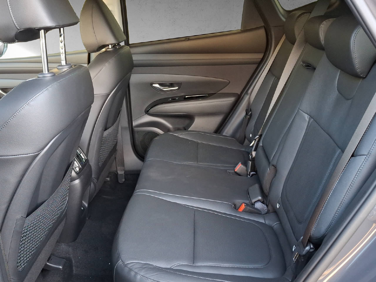 HYUNDAI Tucson 1.6 T-GDi HEV Vertex Sw MY27-image-10
