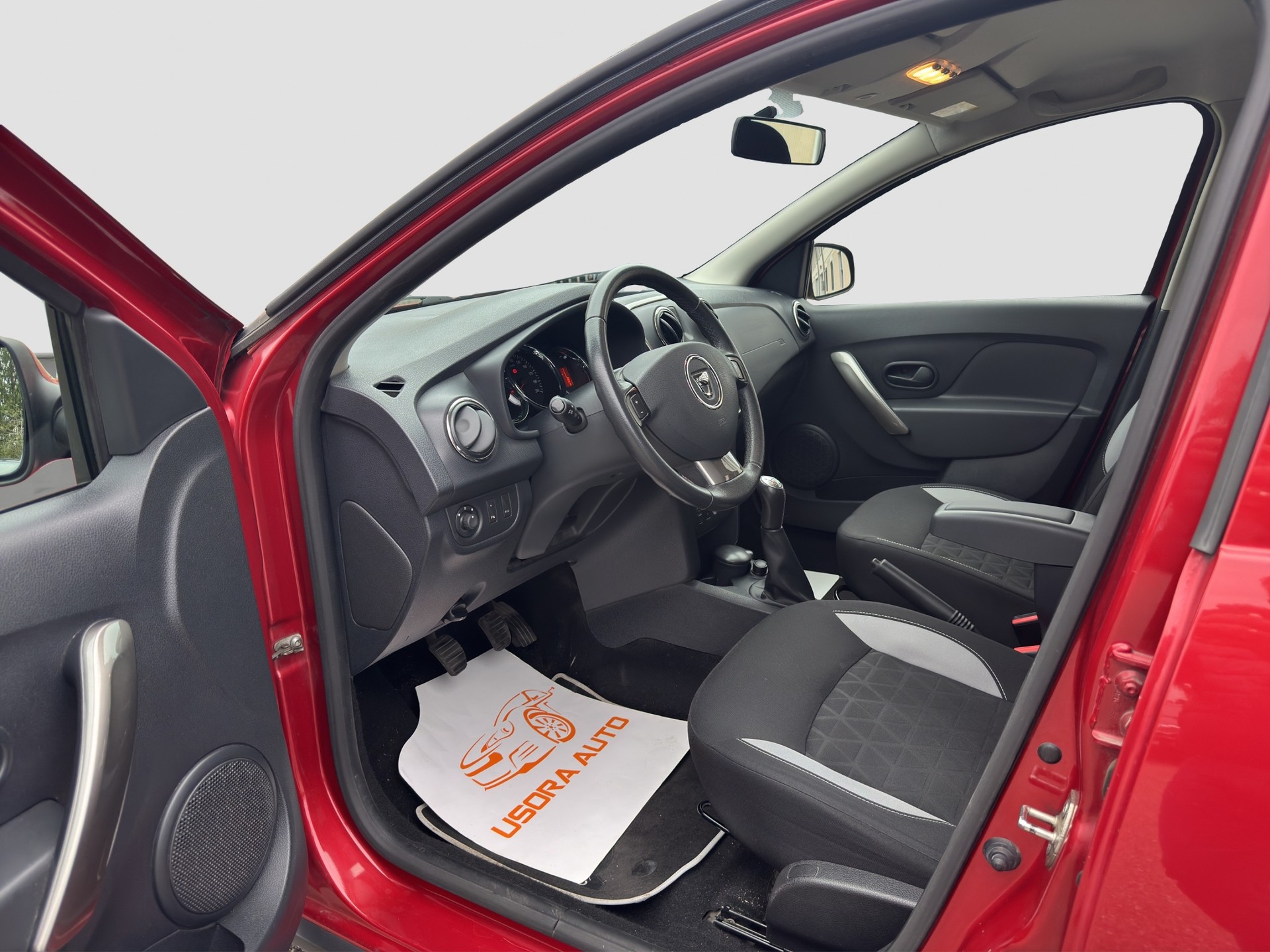 DACIA Sandero Tce 90 Stepway Lauréate-image-10
