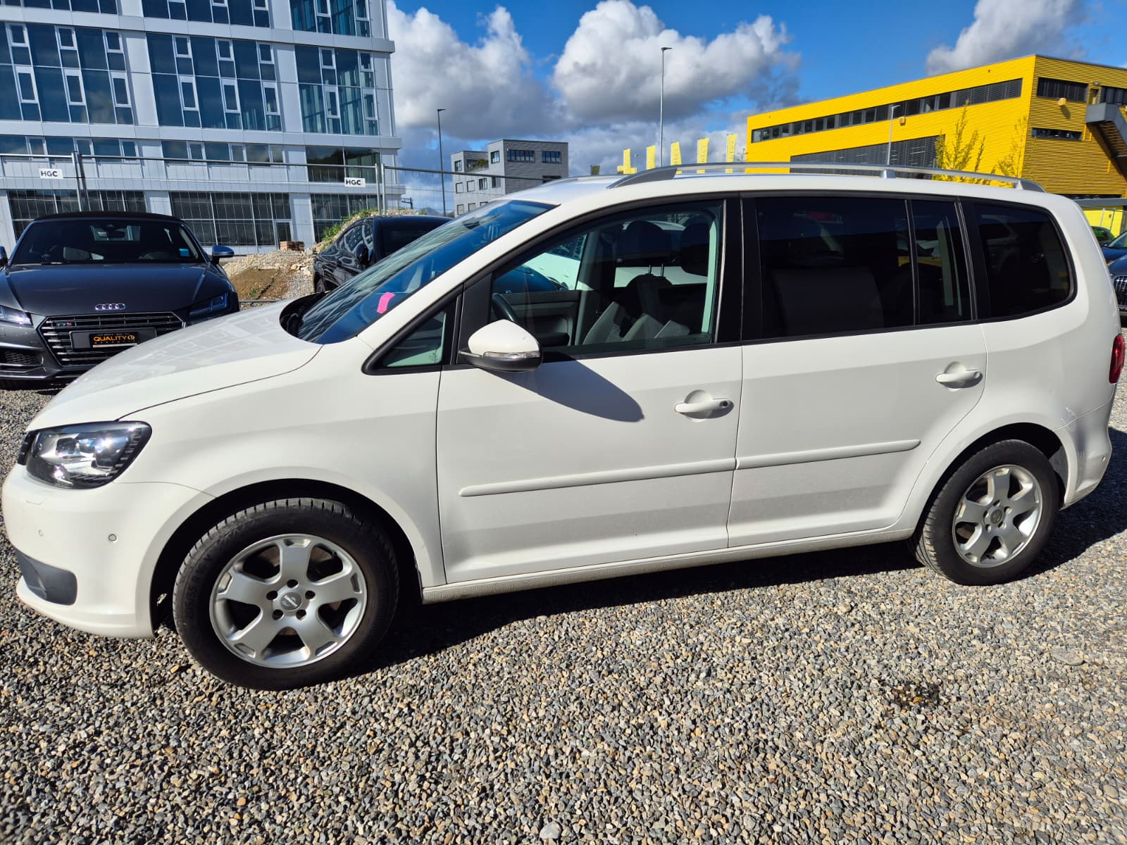 VW Touran 2.0 TDI Comfortline DSG-image-5