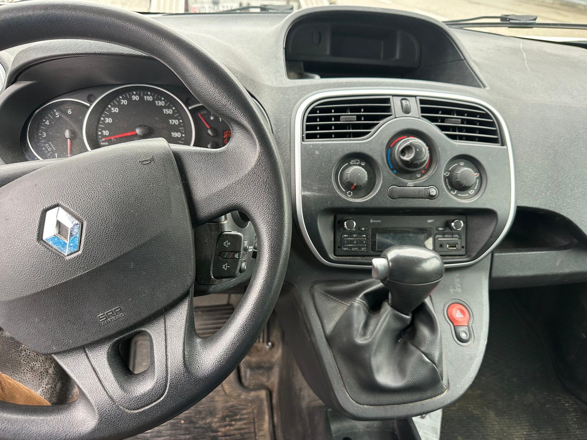 DACIA Logan MCV 0.9 Ambiance-image-7