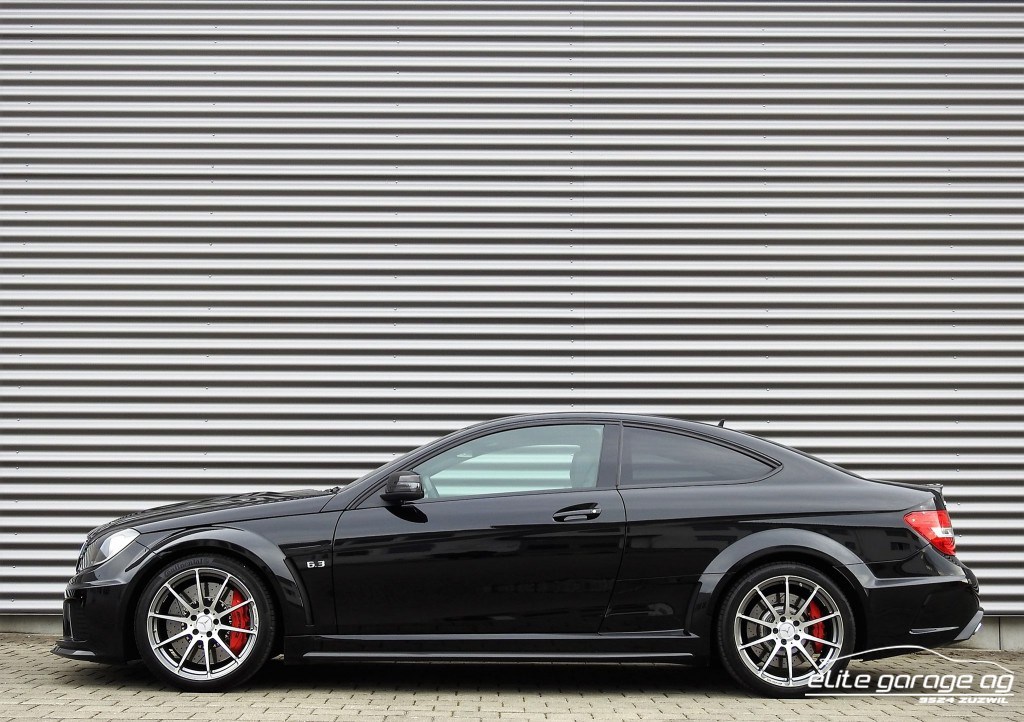 MERCEDES-BENZ C 63 Coupé AMG Black Series-image-1