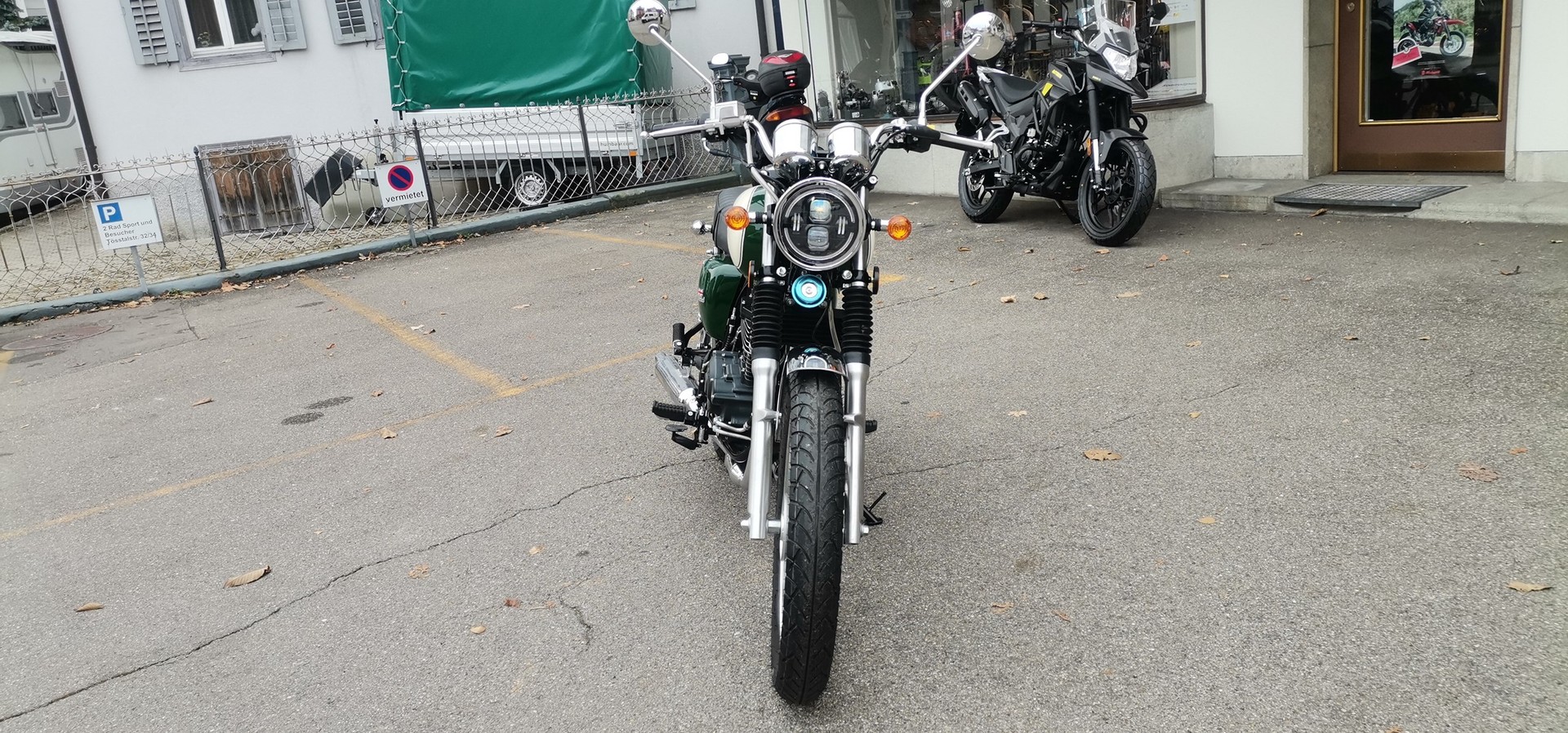 MASH FIVE HUNDRED e5 ABS in grün und schwarz an Lager-image-2