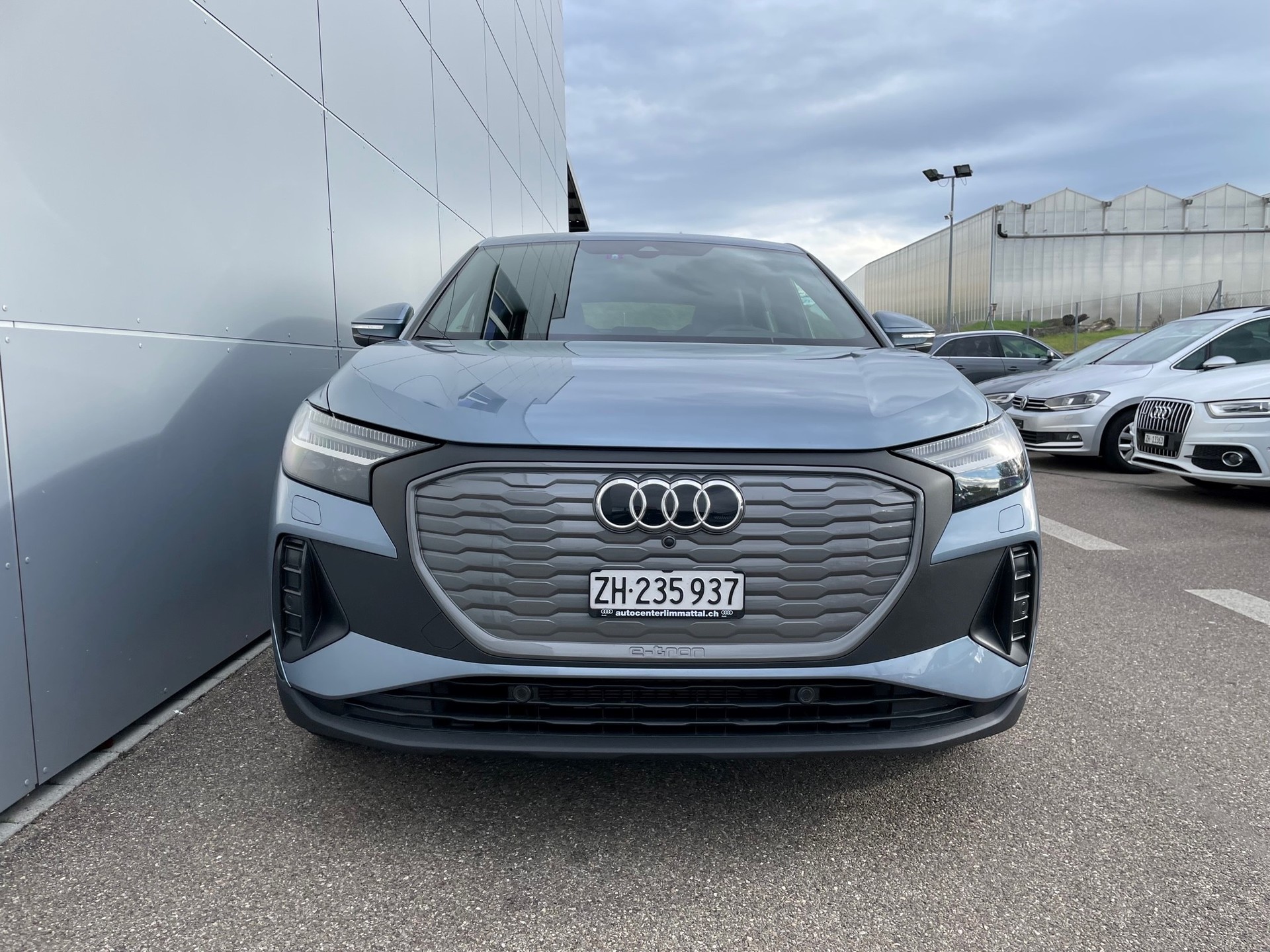 AUDI Q4 Sportback e-tron 40-image-3