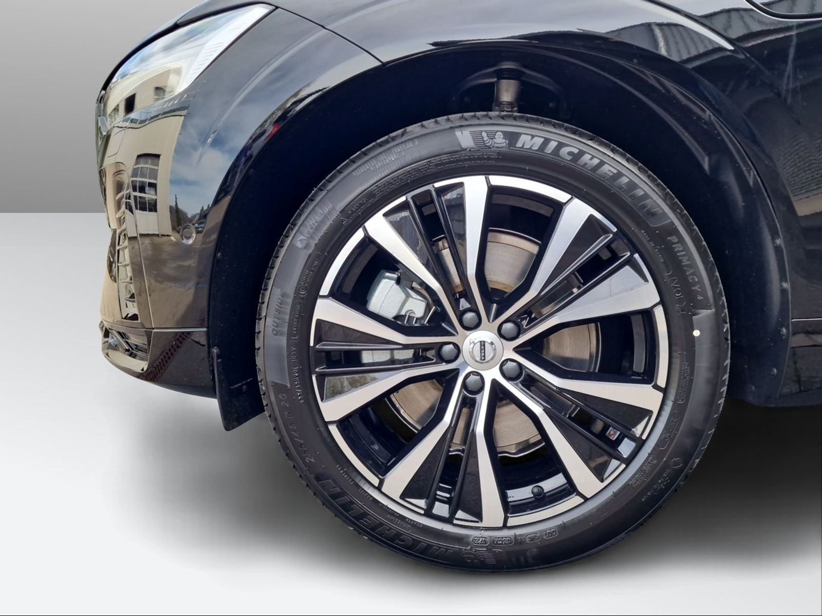 VOLVO XC60 2.0 T6 TE Ultimate Dark eAWD-image-8