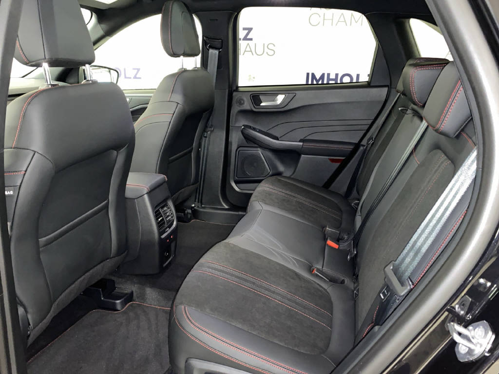 FORD Kuga 2.5 PHEV 243 PS ST-Line X-image-15