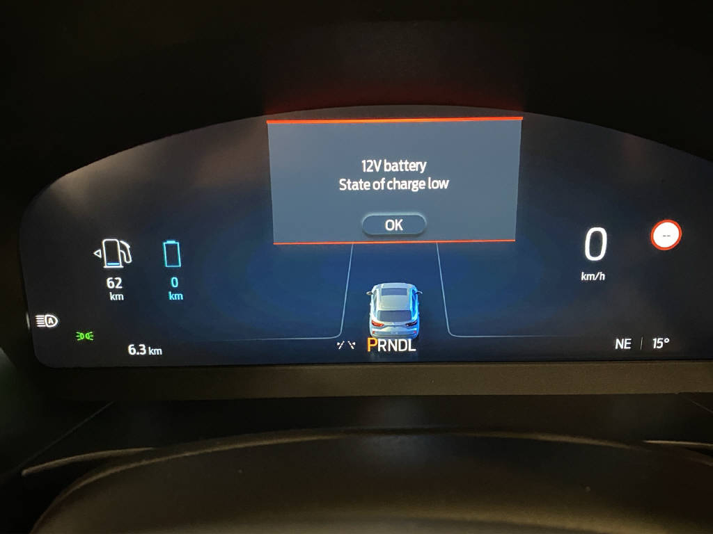 FORD Kuga 2.5 PHEV 243 PS ST-Line X-image-8