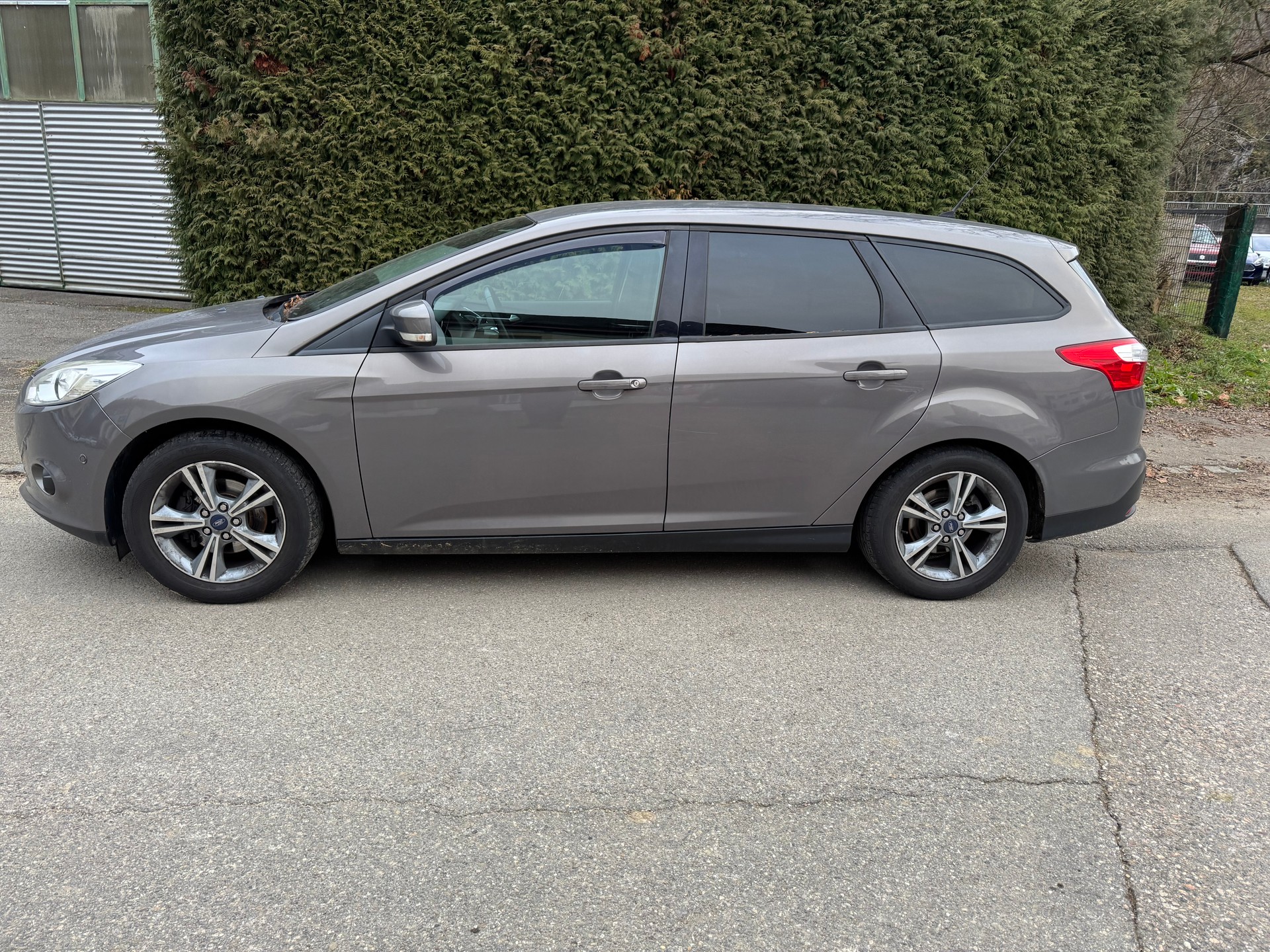 FORD Focus 1.0 SCTi Carving-image-5