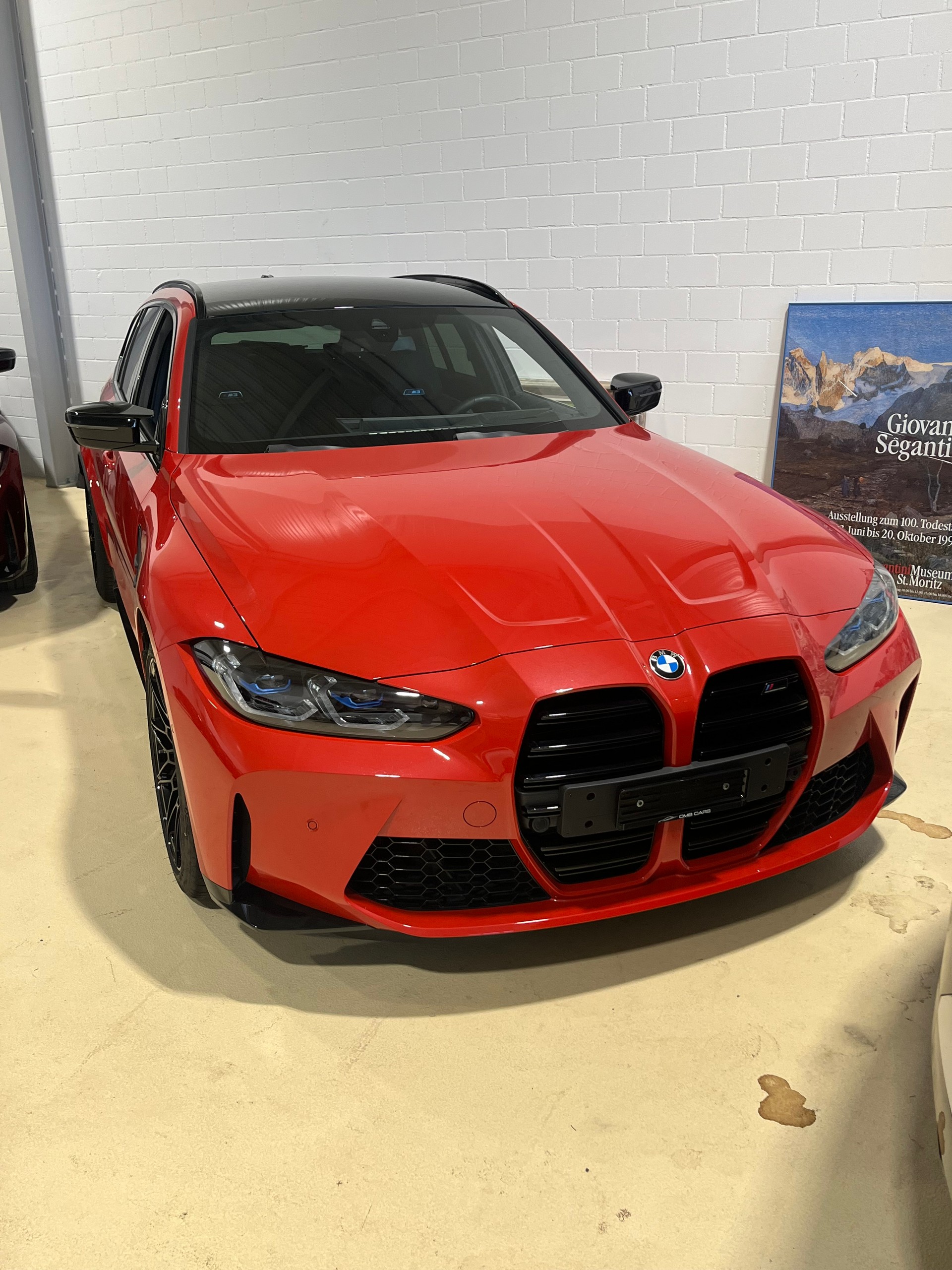 BMW M3 Touring xDrive Competition M-showroom-element-1