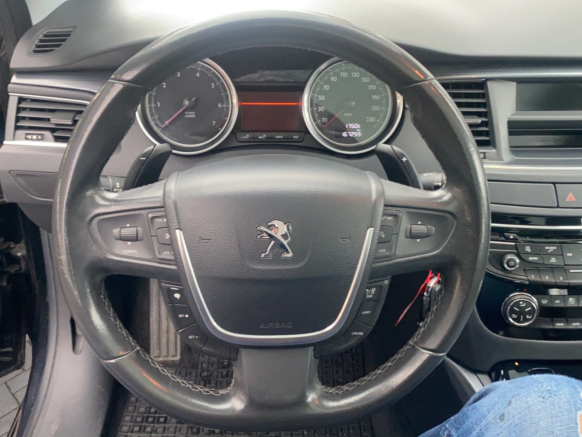 PEUGEOT 508 SW 1.6 16V T Active Automatic-image-10