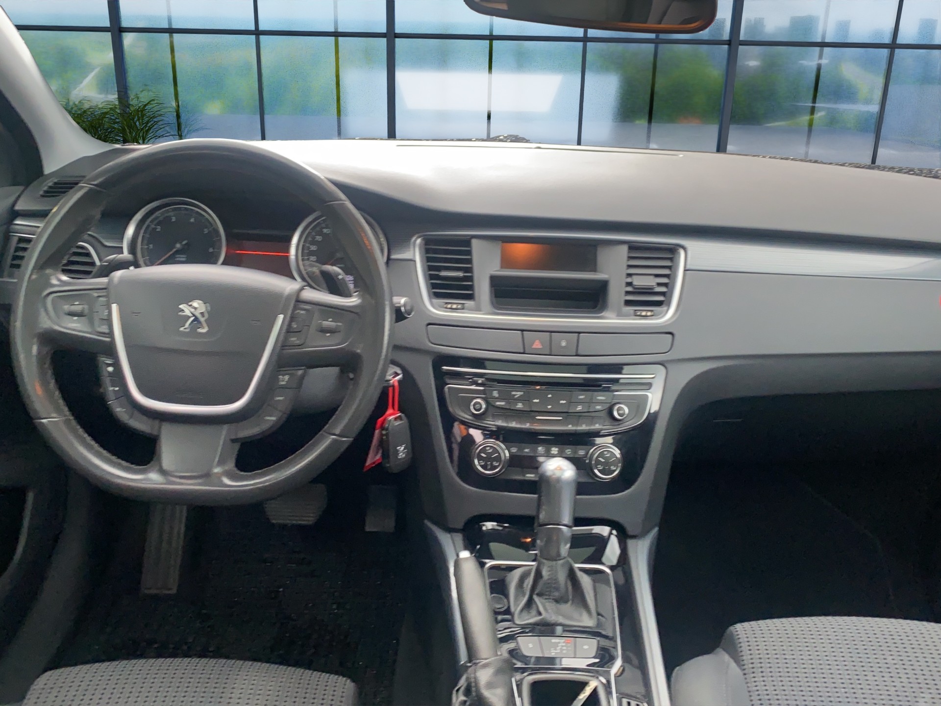 PEUGEOT 508 SW 1.6 16V T Active Automatic-image-9