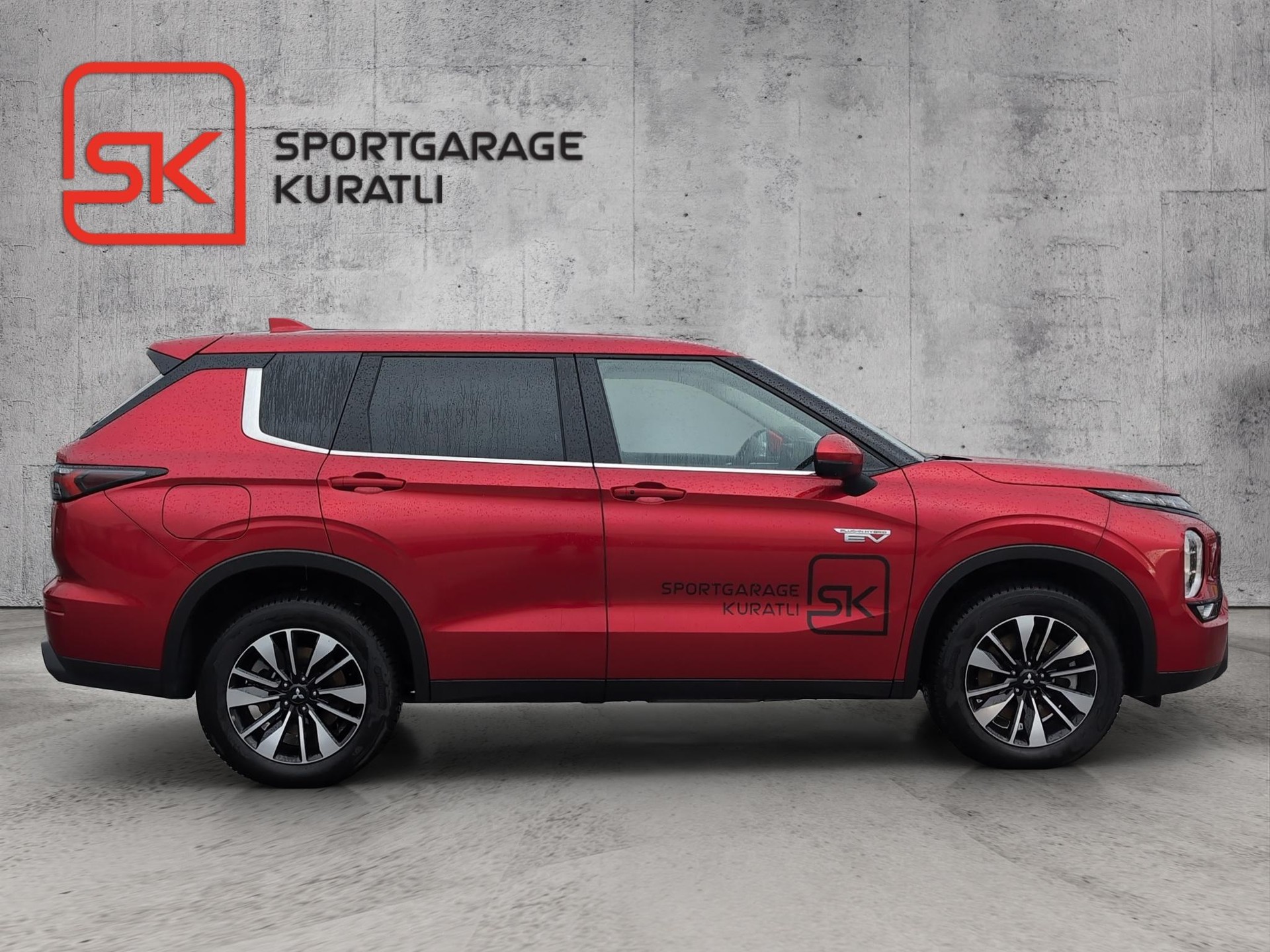 MITSUBISHI Outlander 2.4 PHEV Invite 4x4 Edition-image-8
