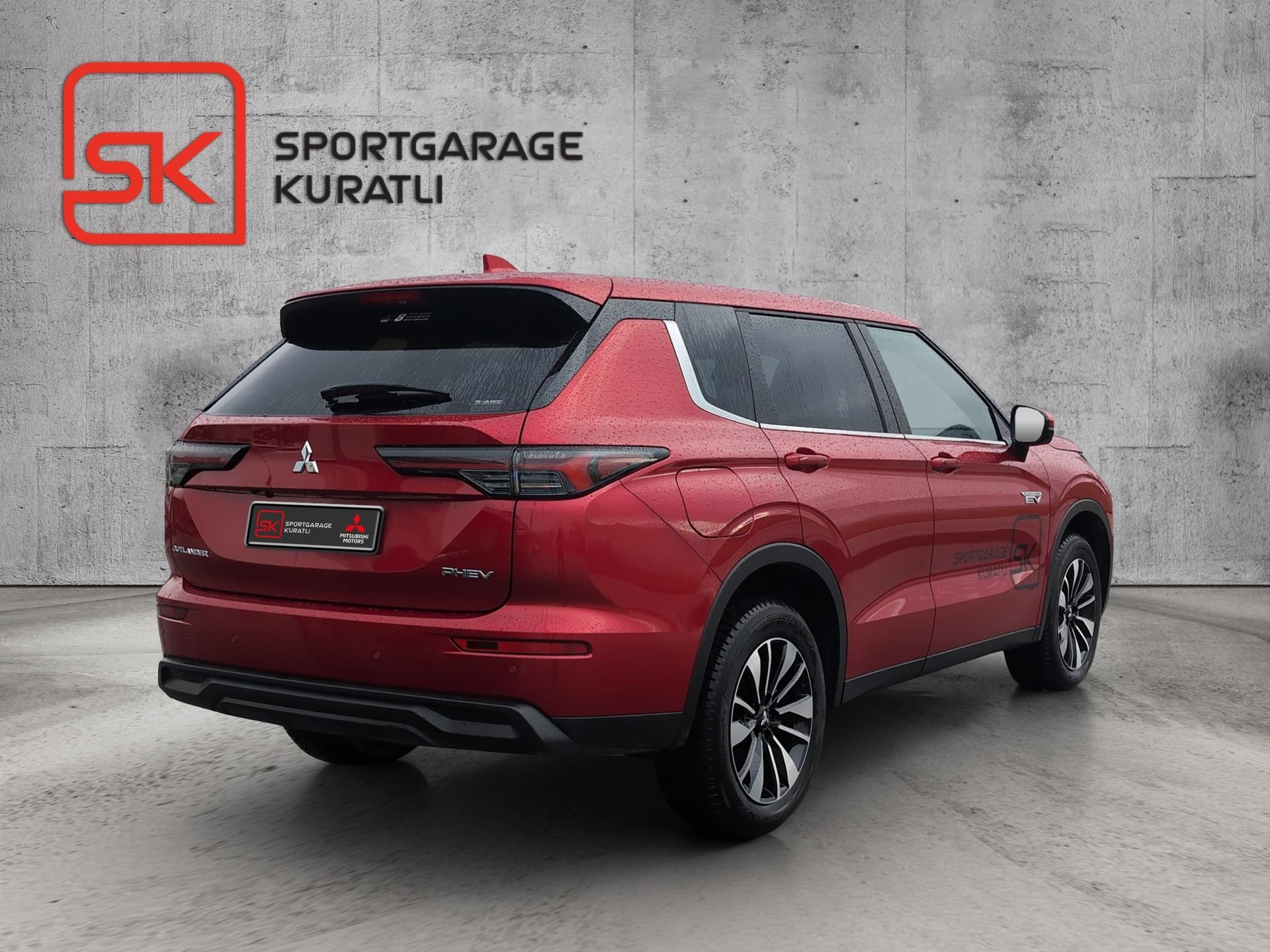 MITSUBISHI Outlander 2.4 PHEV Invite 4x4 Edition-image-3