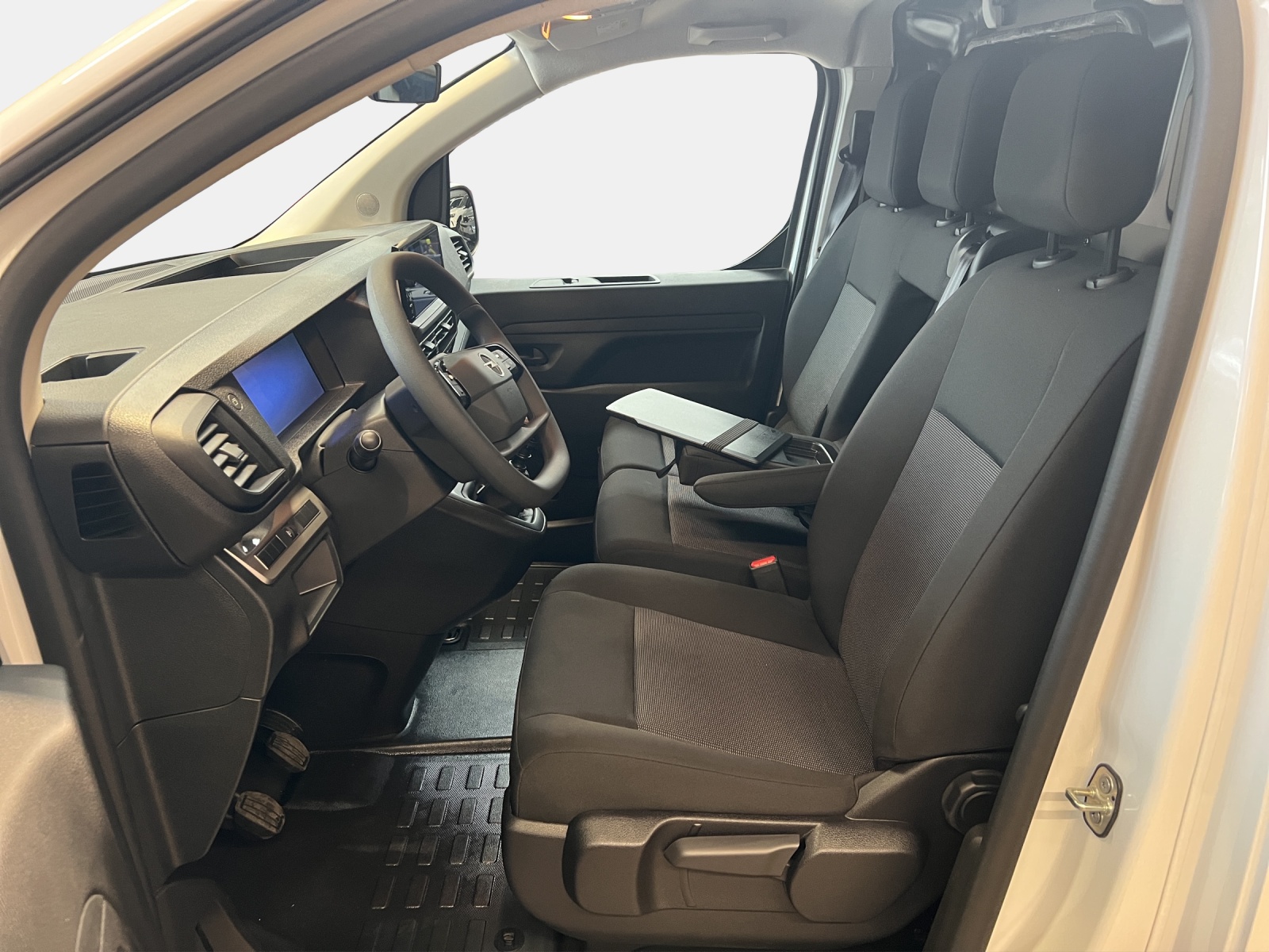 OPEL Vivaro Cargo 2.0D/144 XL S/S-image-14