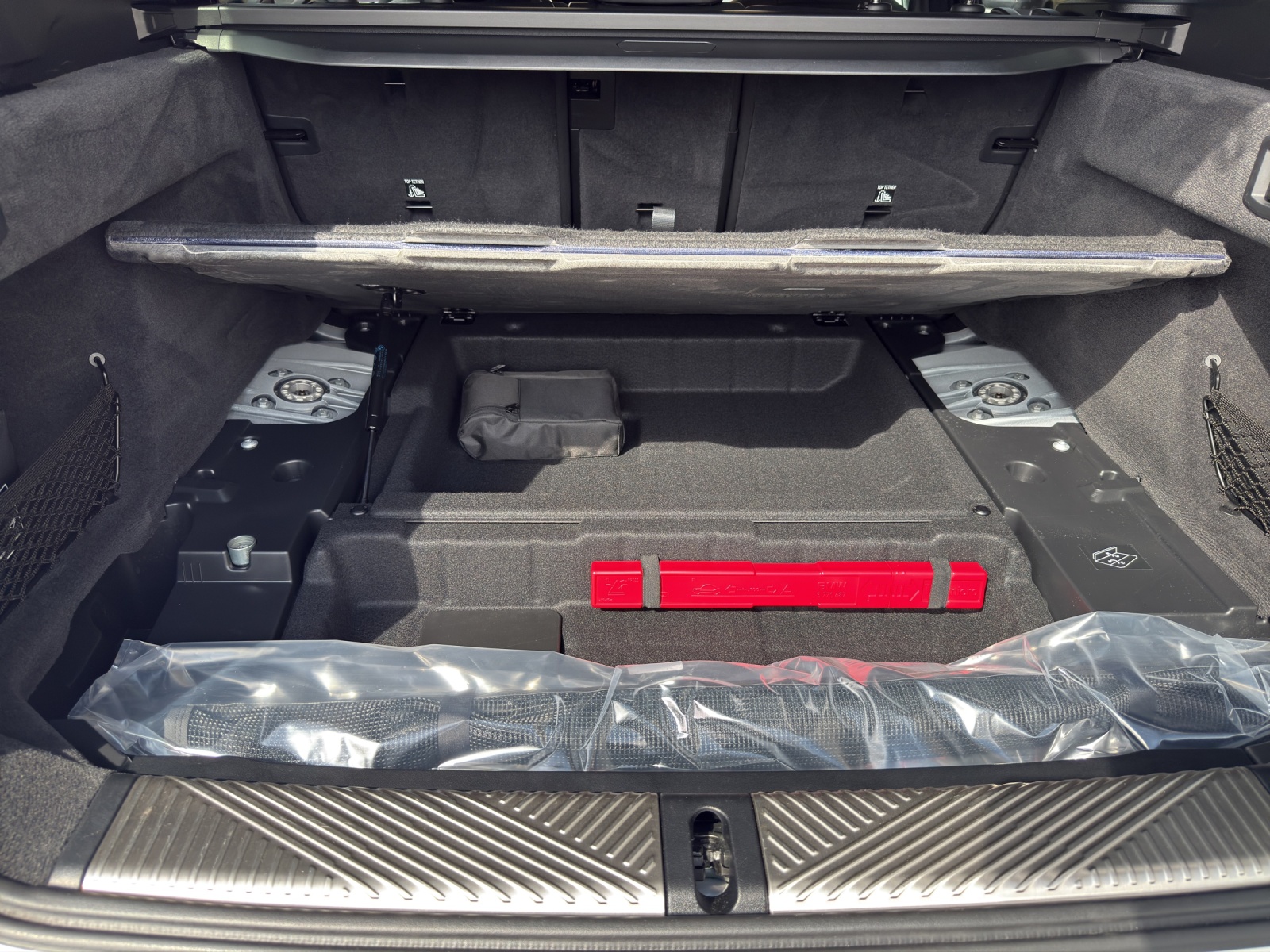 BMW 520d xDrive 48V Touring M Sport Steptronic-image-19
