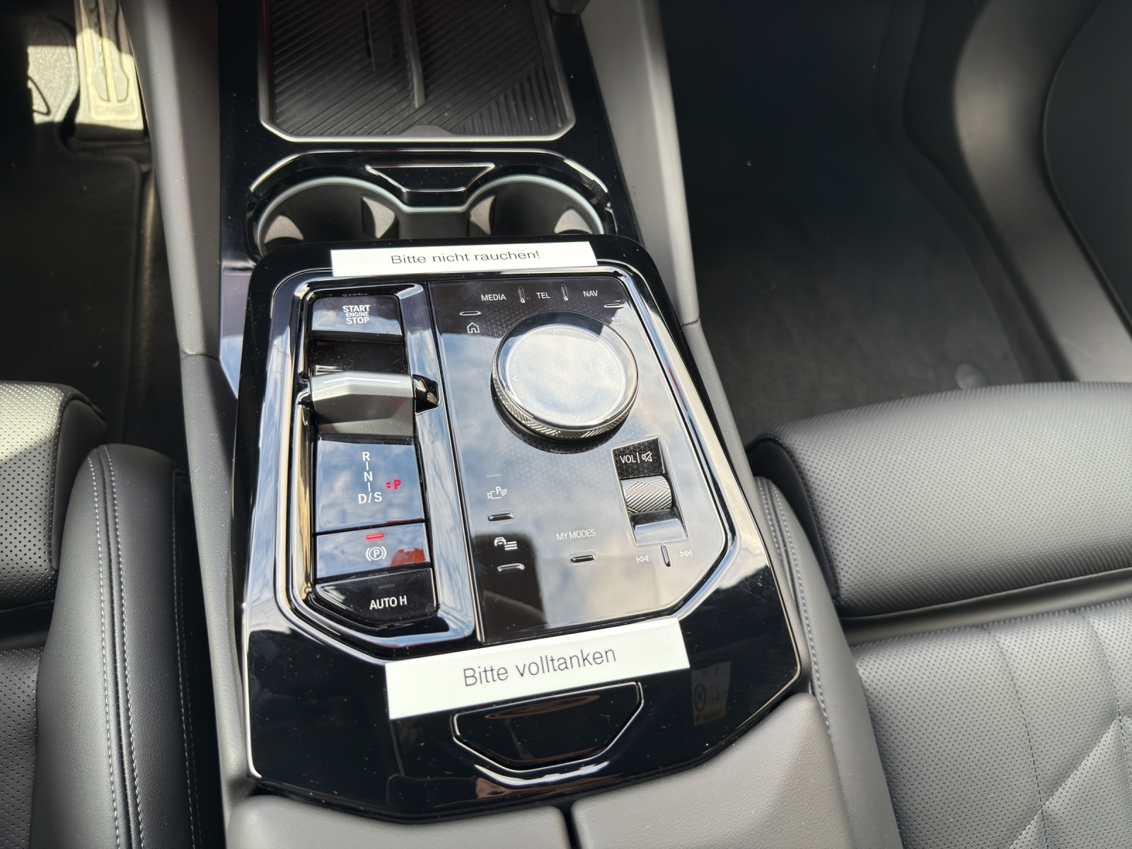 BMW 520d xDrive 48V Touring M Sport Steptronic-image-16