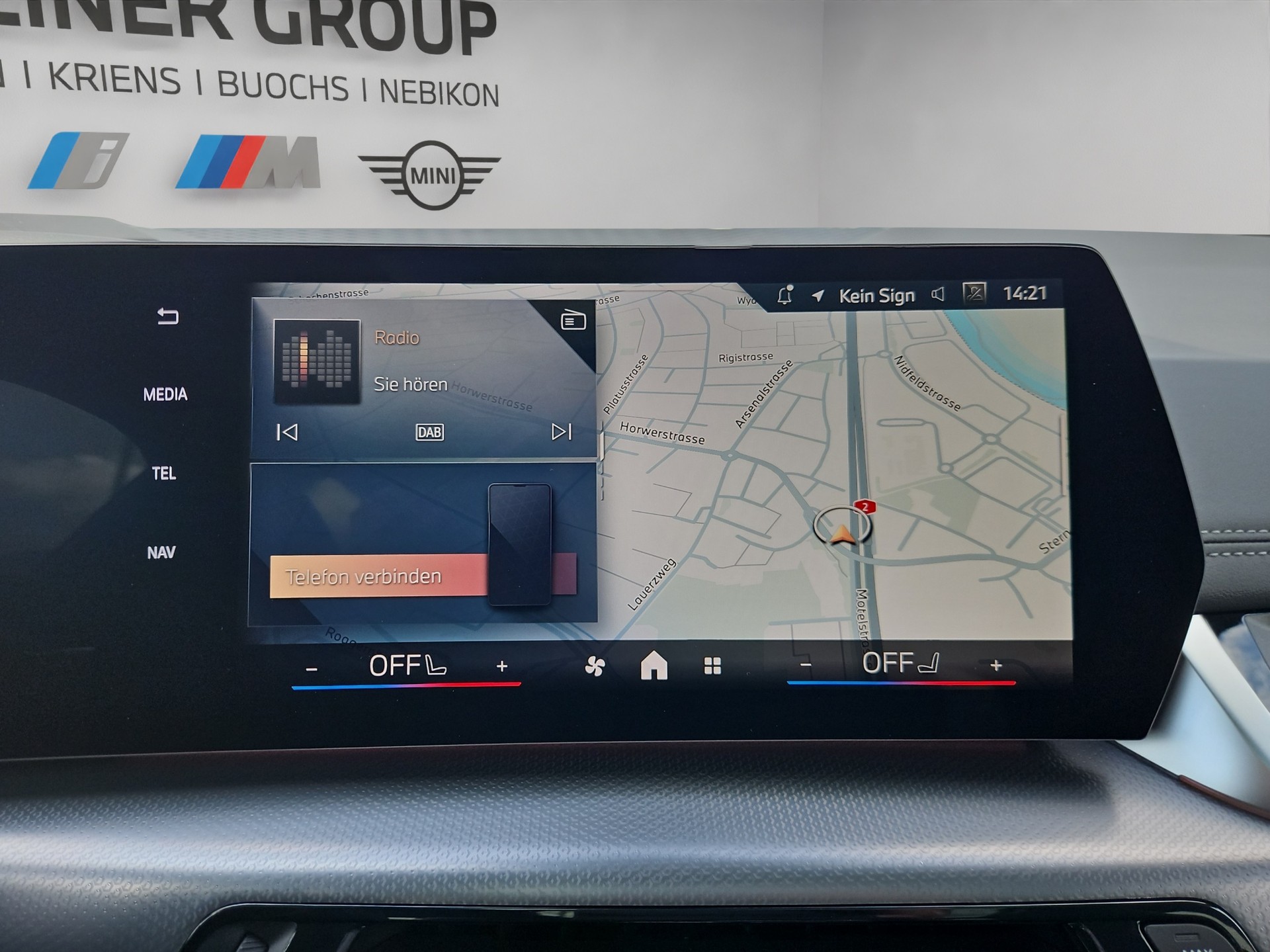 BMW 230e xDrive Active Tourer M Sport-image-12