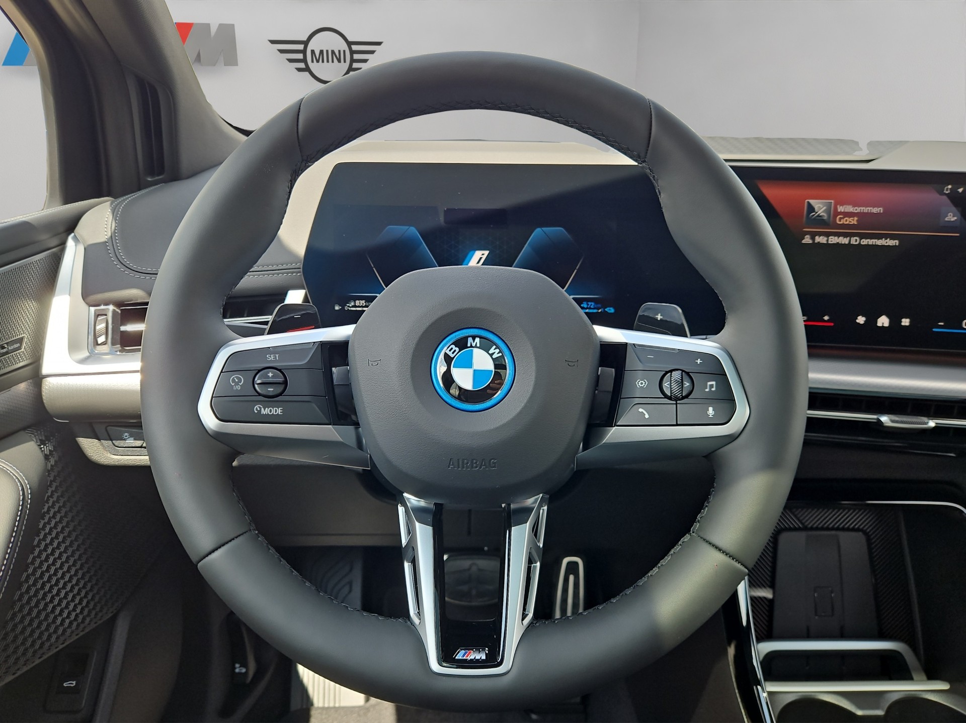 BMW 230e xDrive Active Tourer M Sport-image-9