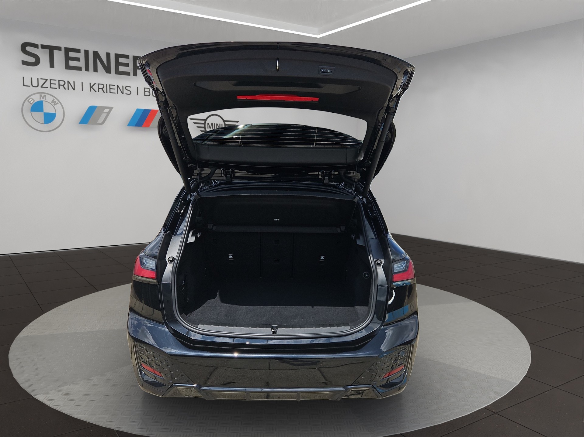 BMW 230e xDrive Active Tourer M Sport-image-20