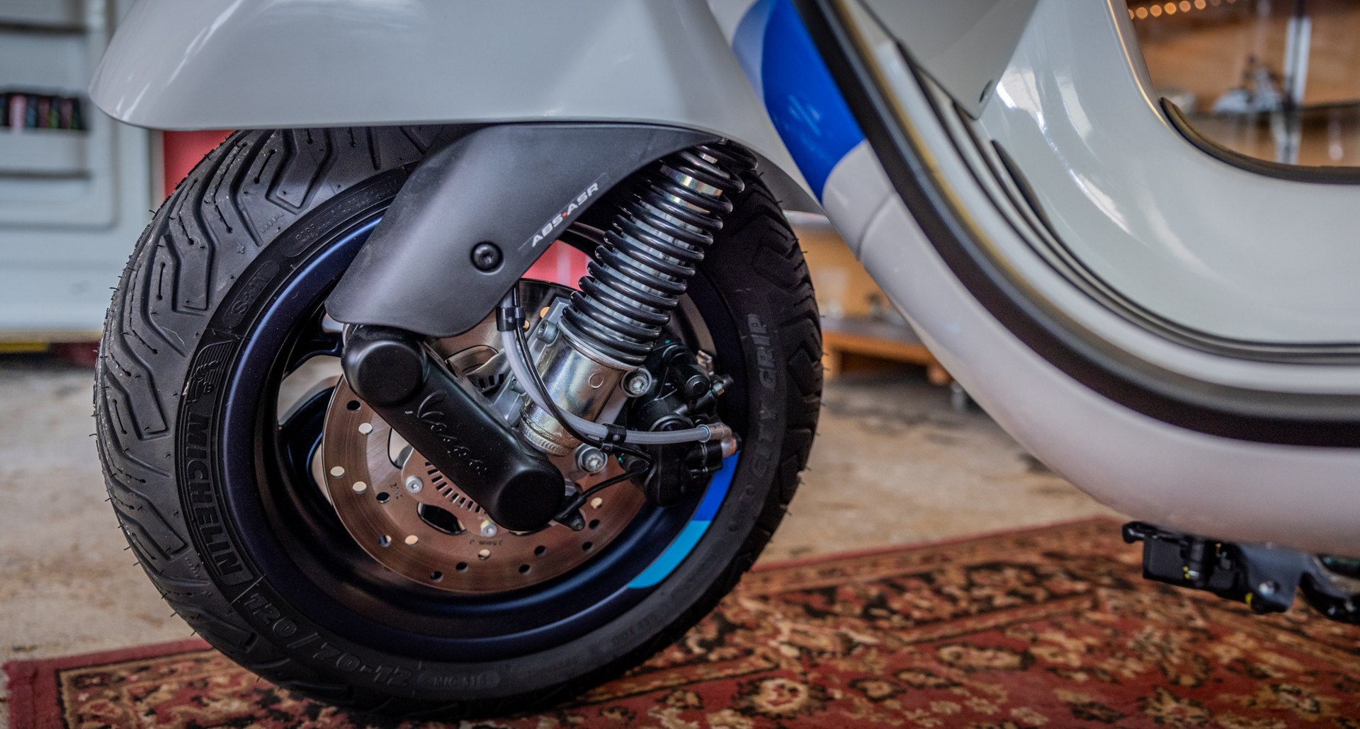 PIAGGIO Vespa GTV 300-image-12