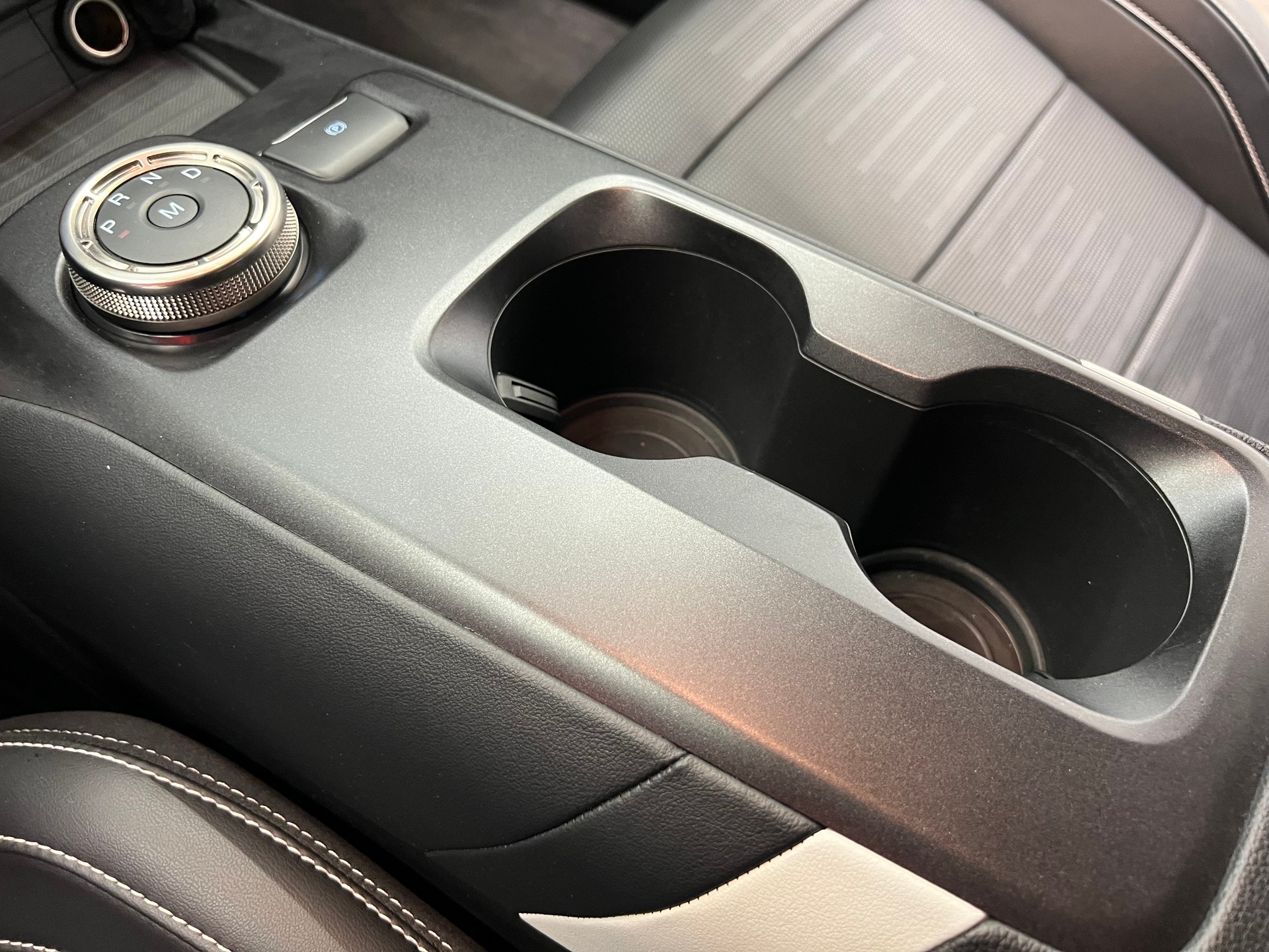 FORD Shelby GT 500-image-22