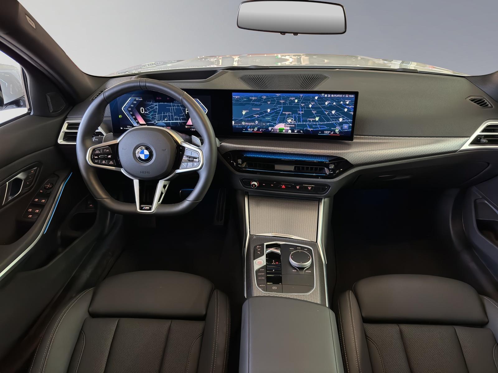 BMW 330d xDrive Touring M Sport-image-8