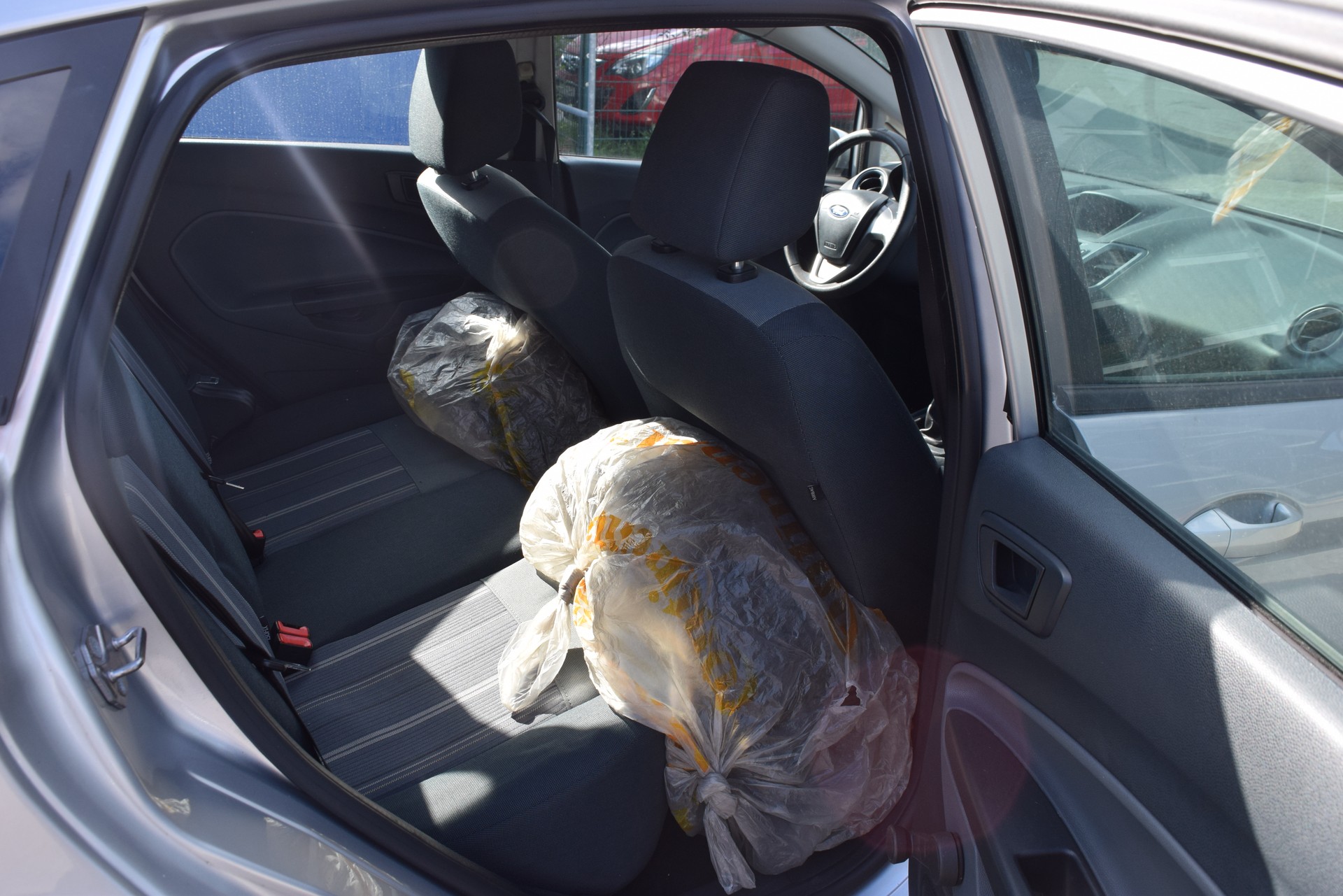 FORD Fiesta 1.4 16V Trend-image-10