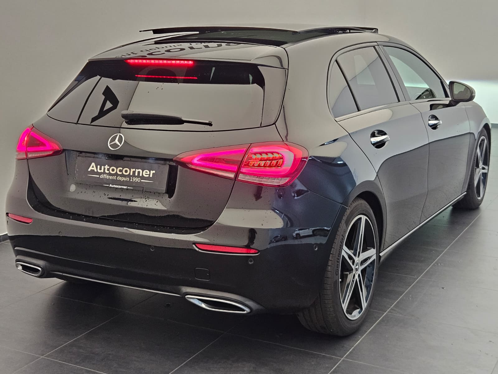 MERCEDES-BENZ A 200 Progressive 7G-DCT-image-6