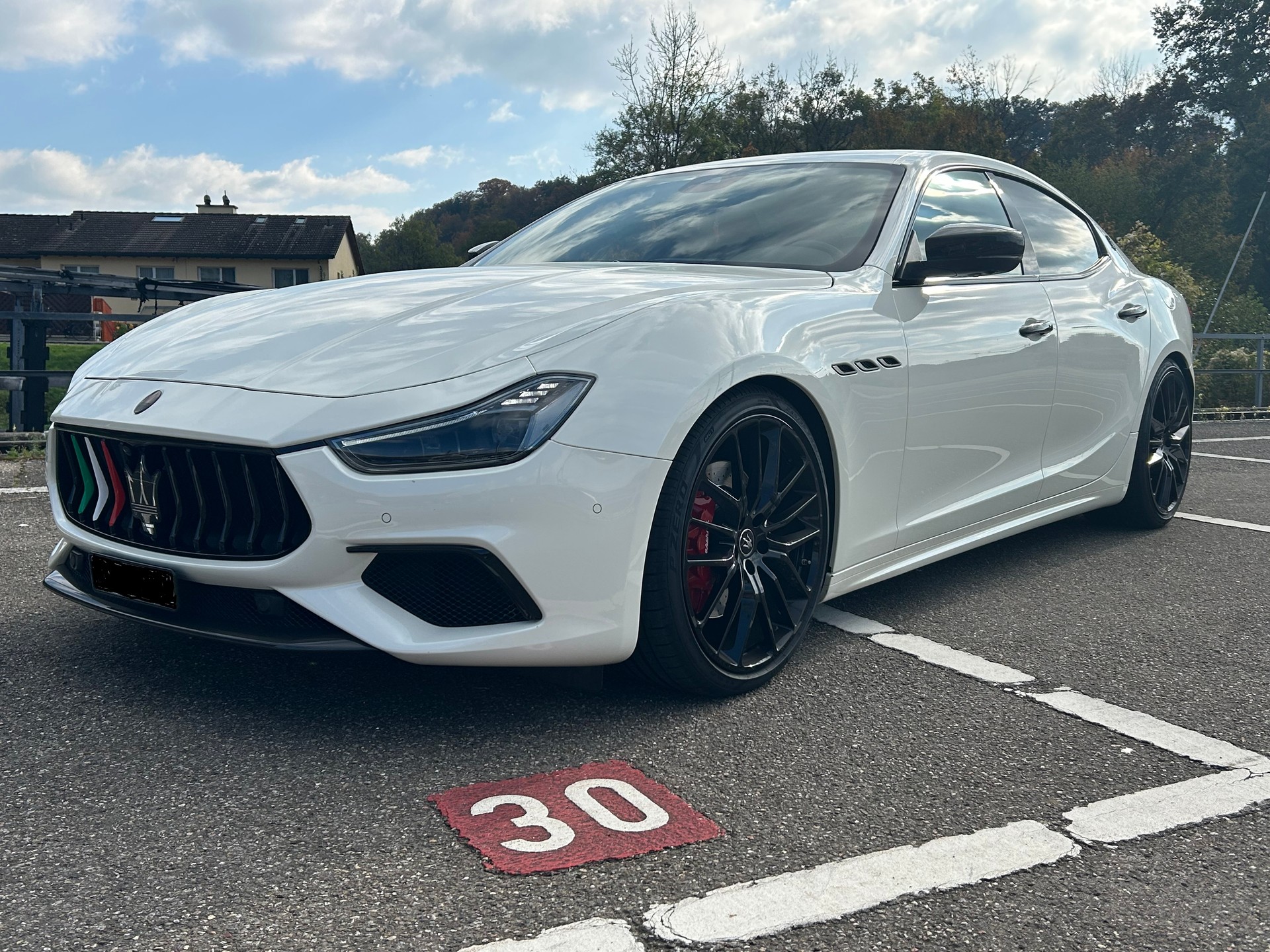 MASERATI Ghibli S Q4 3.0 V6 NerissimoAutomatica-image-0