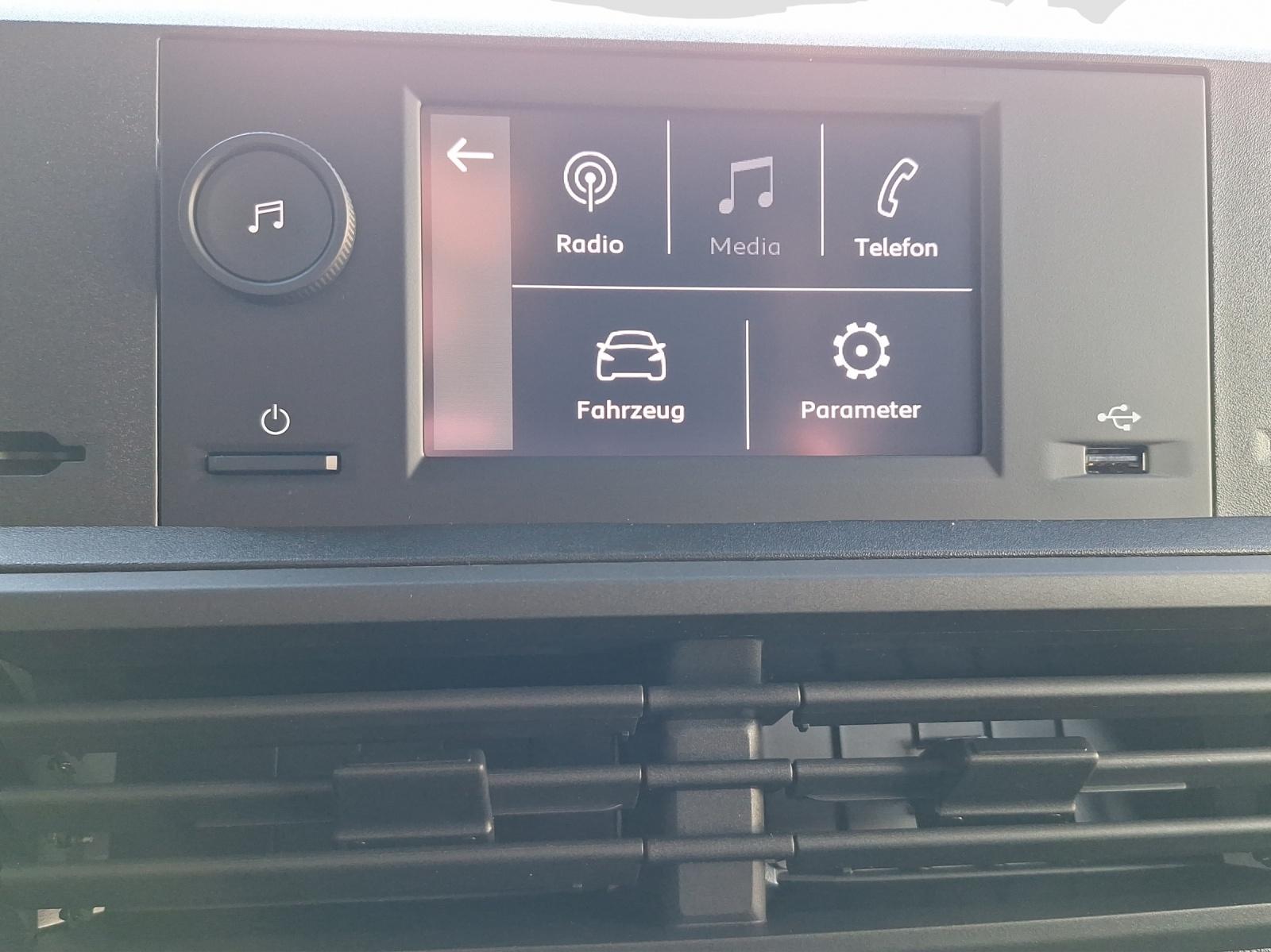 TOYOTA PROACE Van L1 1.5 D Active-image-17