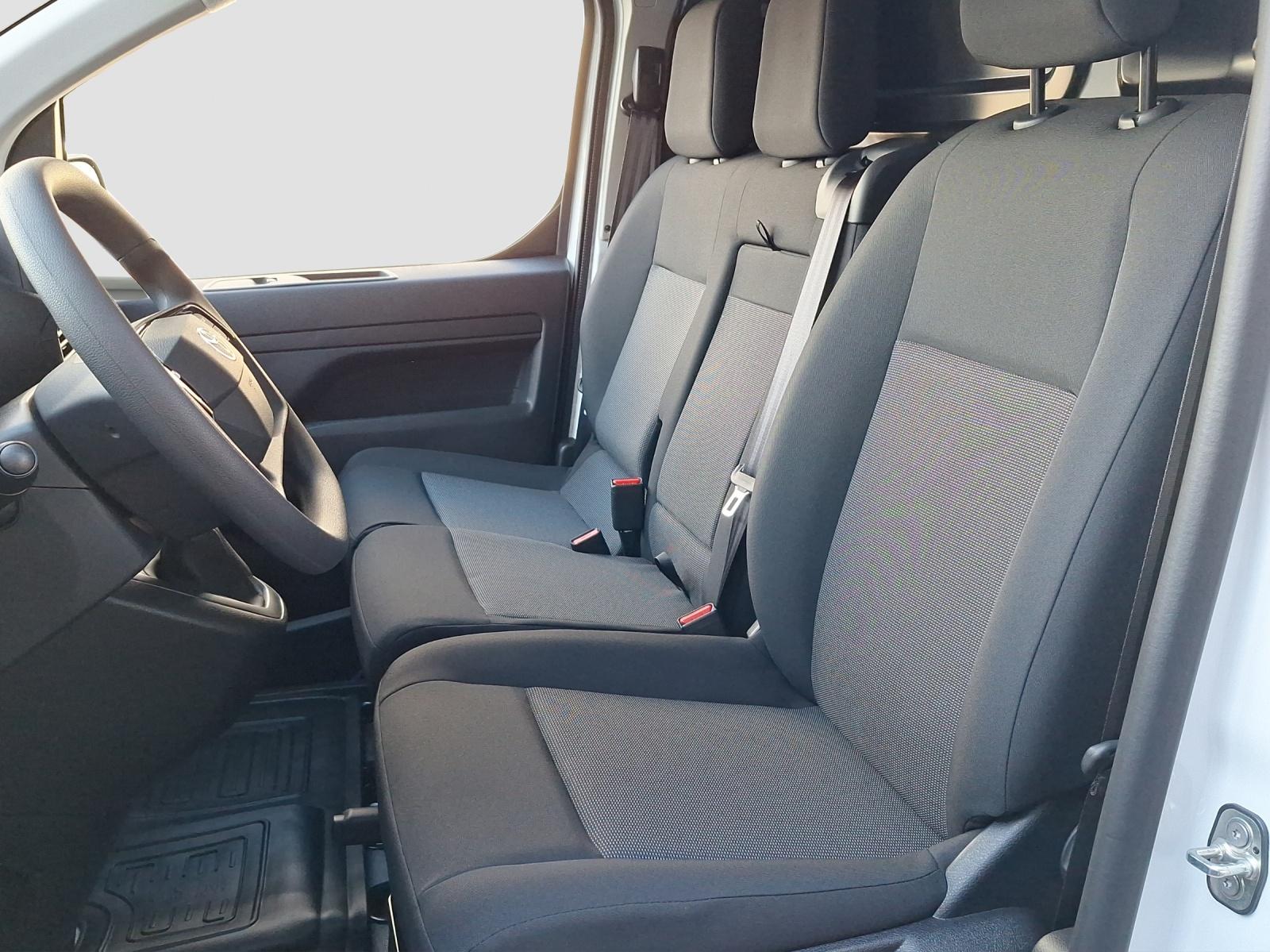 TOYOTA PROACE Van L1 1.5 D Active-image-9