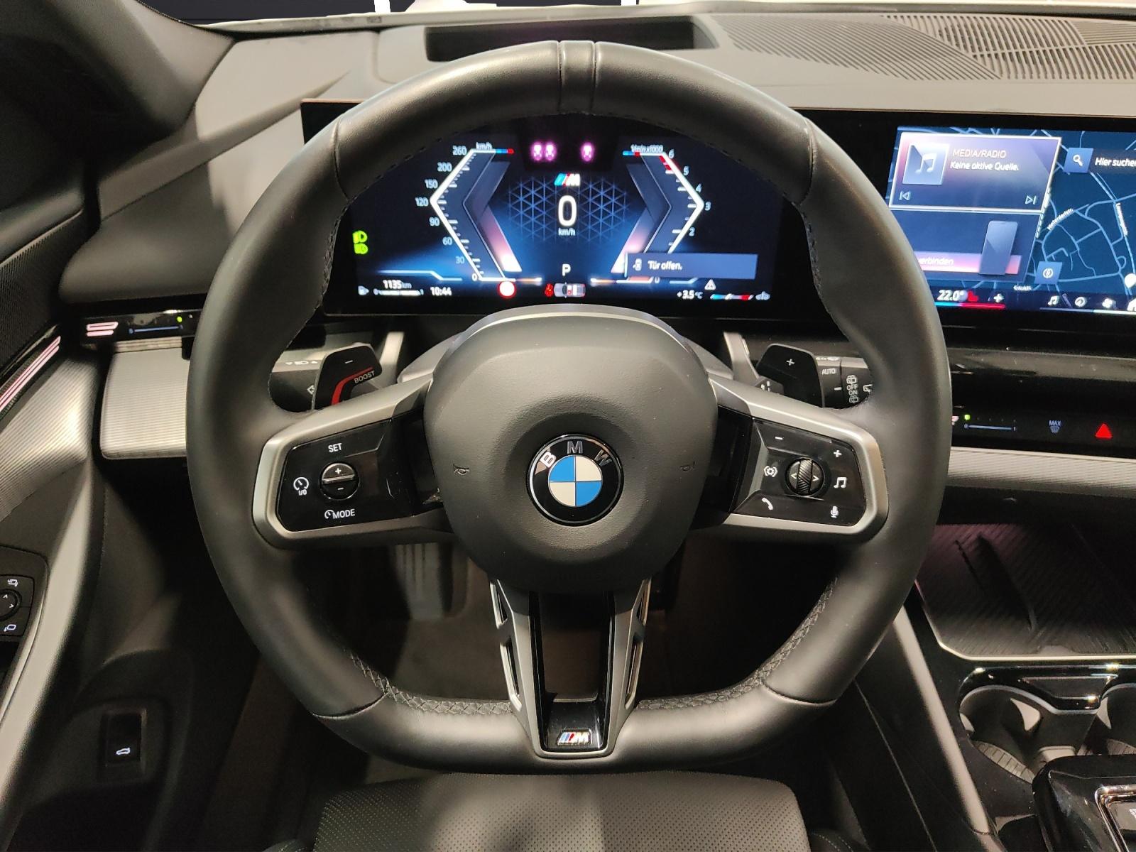 BMW 520d xDrive Touring/Attraktiven Leasingzinssatz ab 1,9 % bei Abschluss einer BMW Fahrzeugversicherung.-image-8