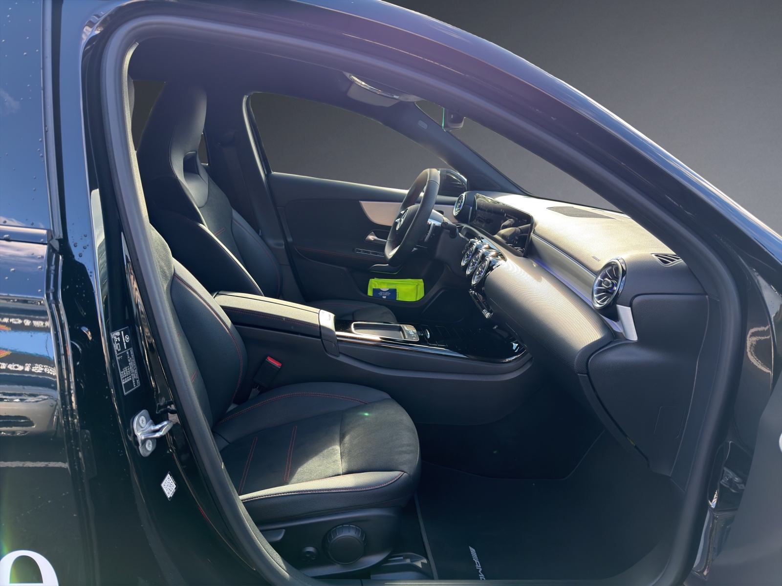 Image MERCEDES-BENZ A-200 A 200 Night Star 7G-DCT