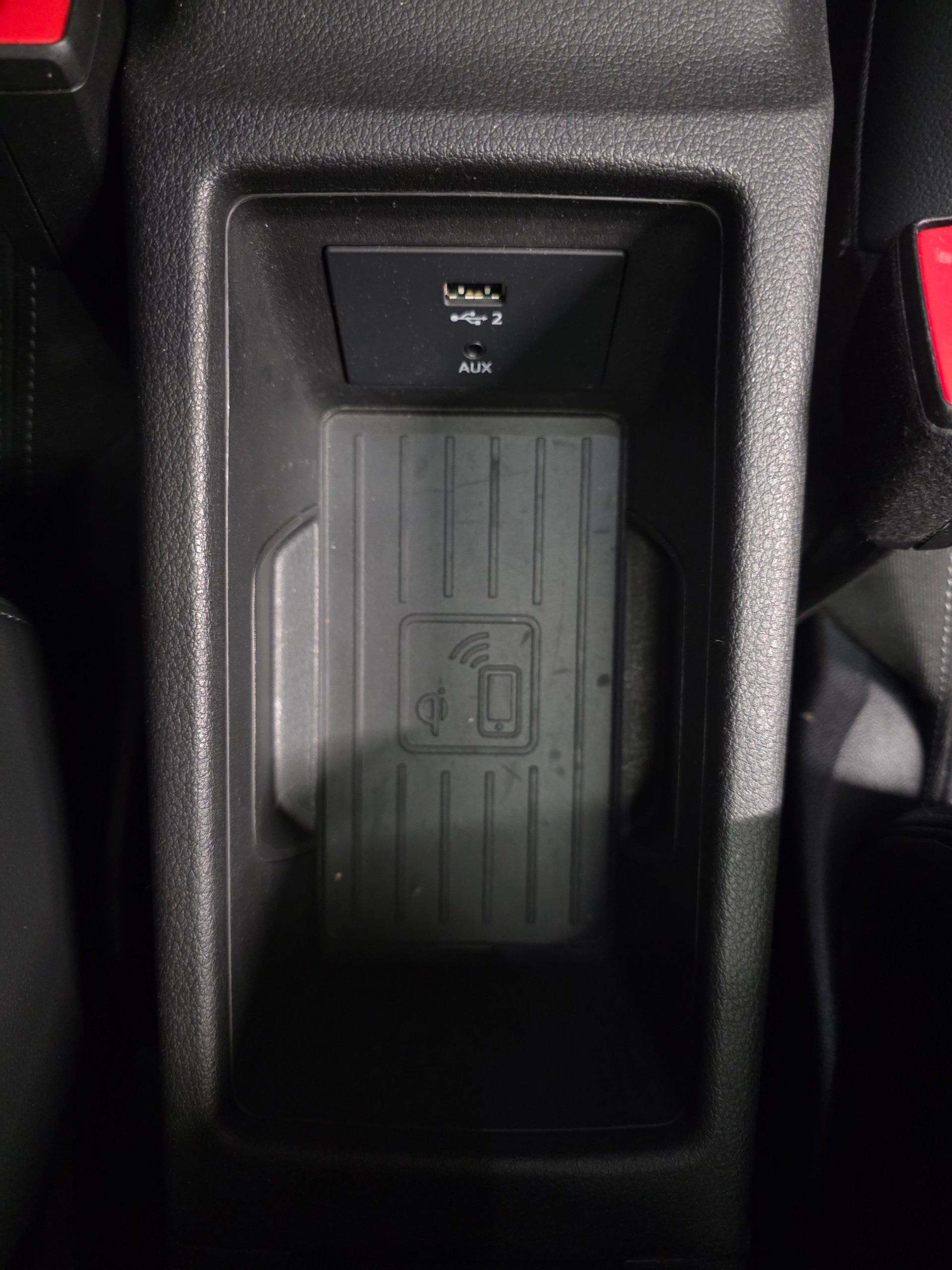 AUDI SQ2 TFSI quattro S-tronic-image-13