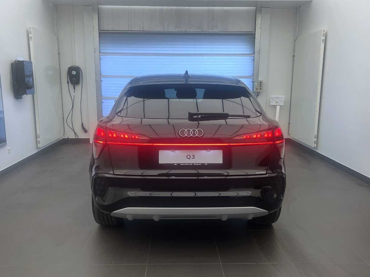 AUDI Q3 Sportback 110 kW TFSI S tronic-image-25