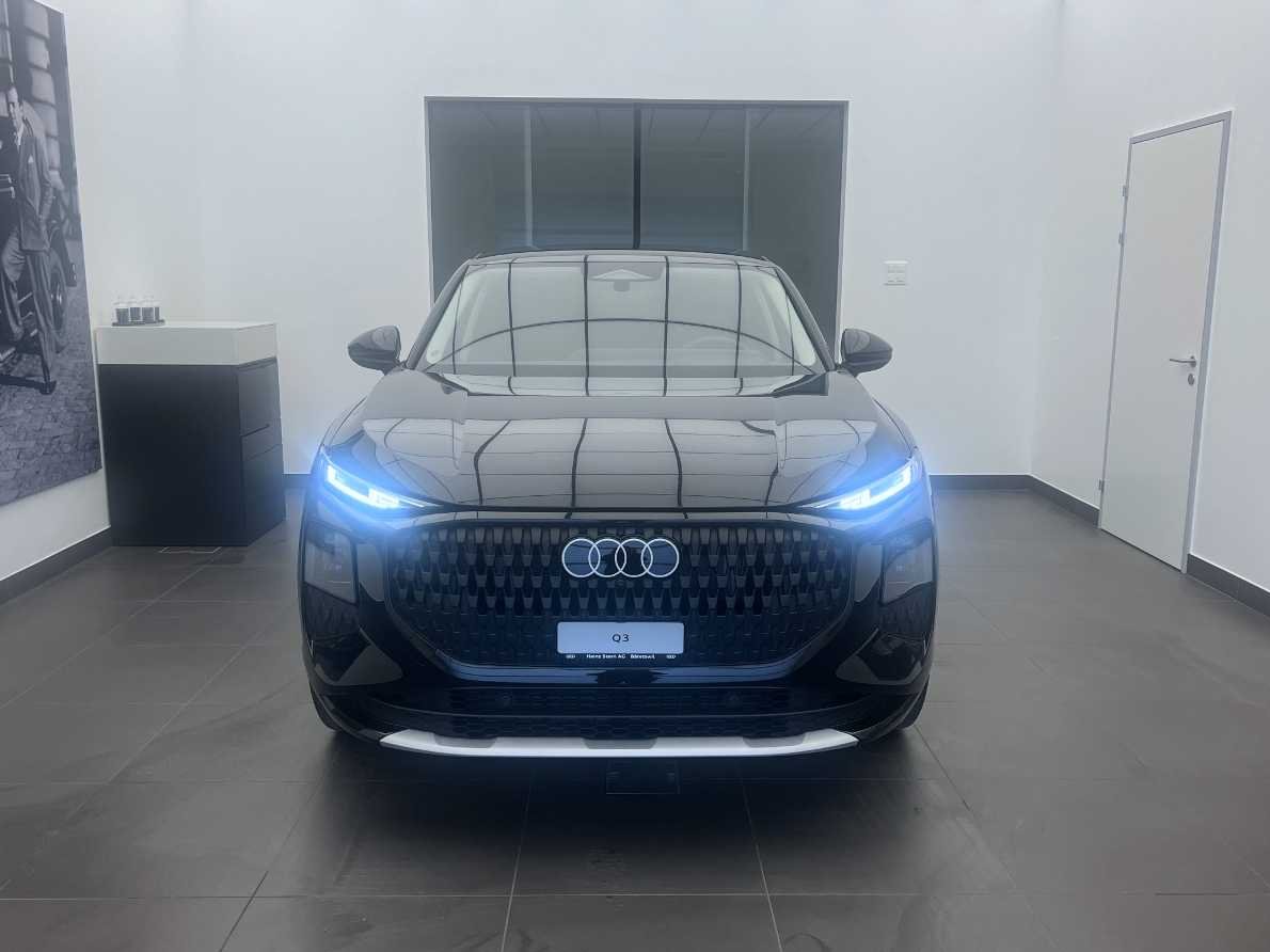 AUDI Q3 Sportback 110 kW TFSI S tronic-image-1