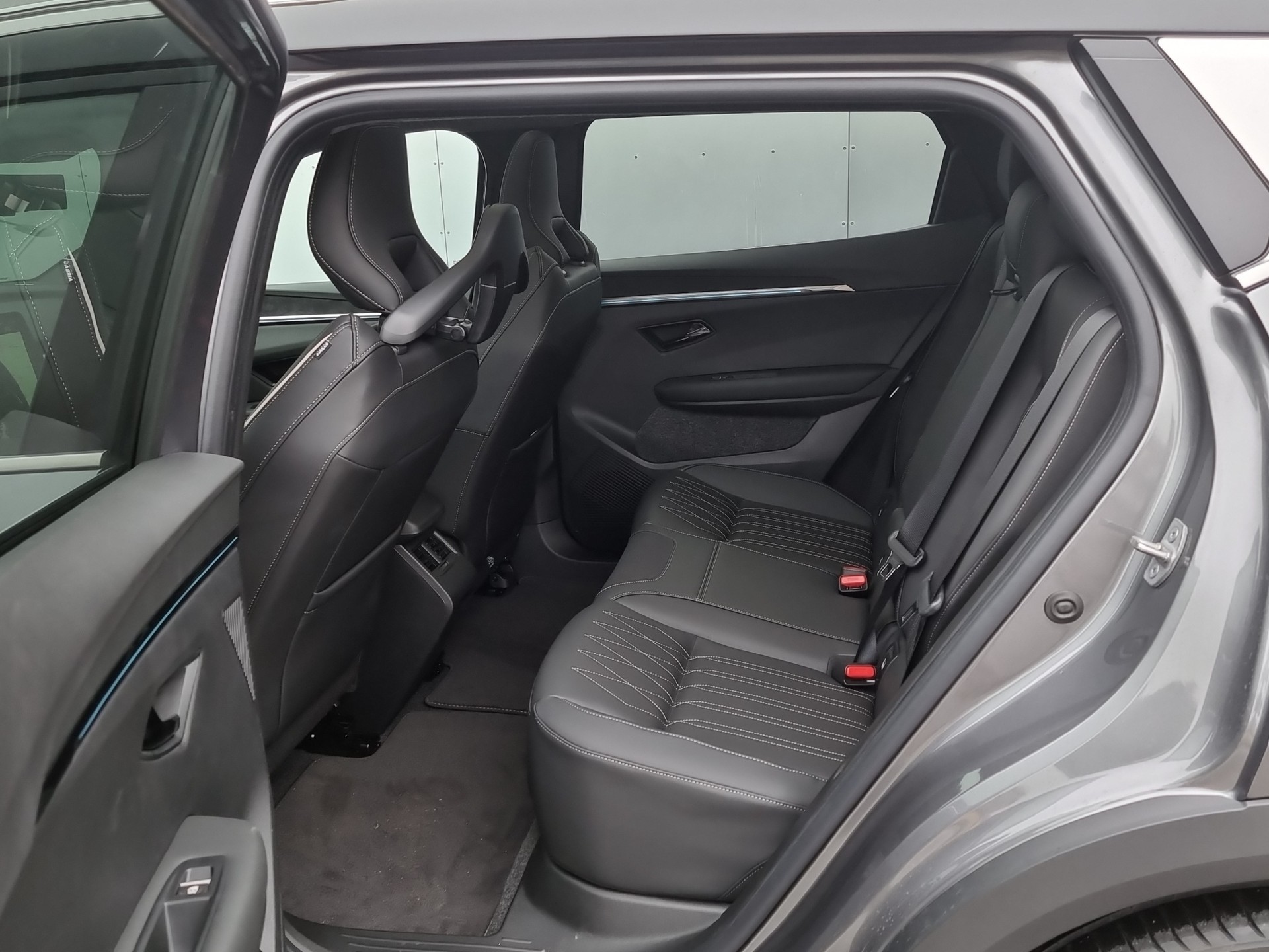 MITSUBISHI Eclipse Cross Instyle-image-12