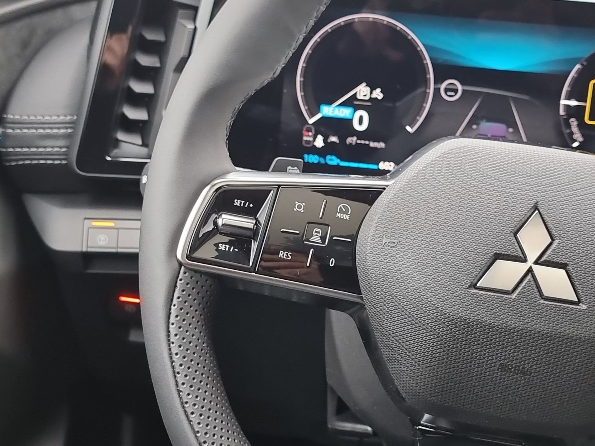 MITSUBISHI Eclipse Cross Instyle-image-8