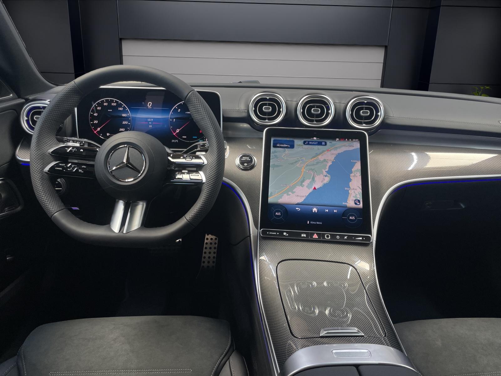 MERCEDES-BENZ C 220 d 4MATIC T-Modell Swiss Star AMG Line-image-4