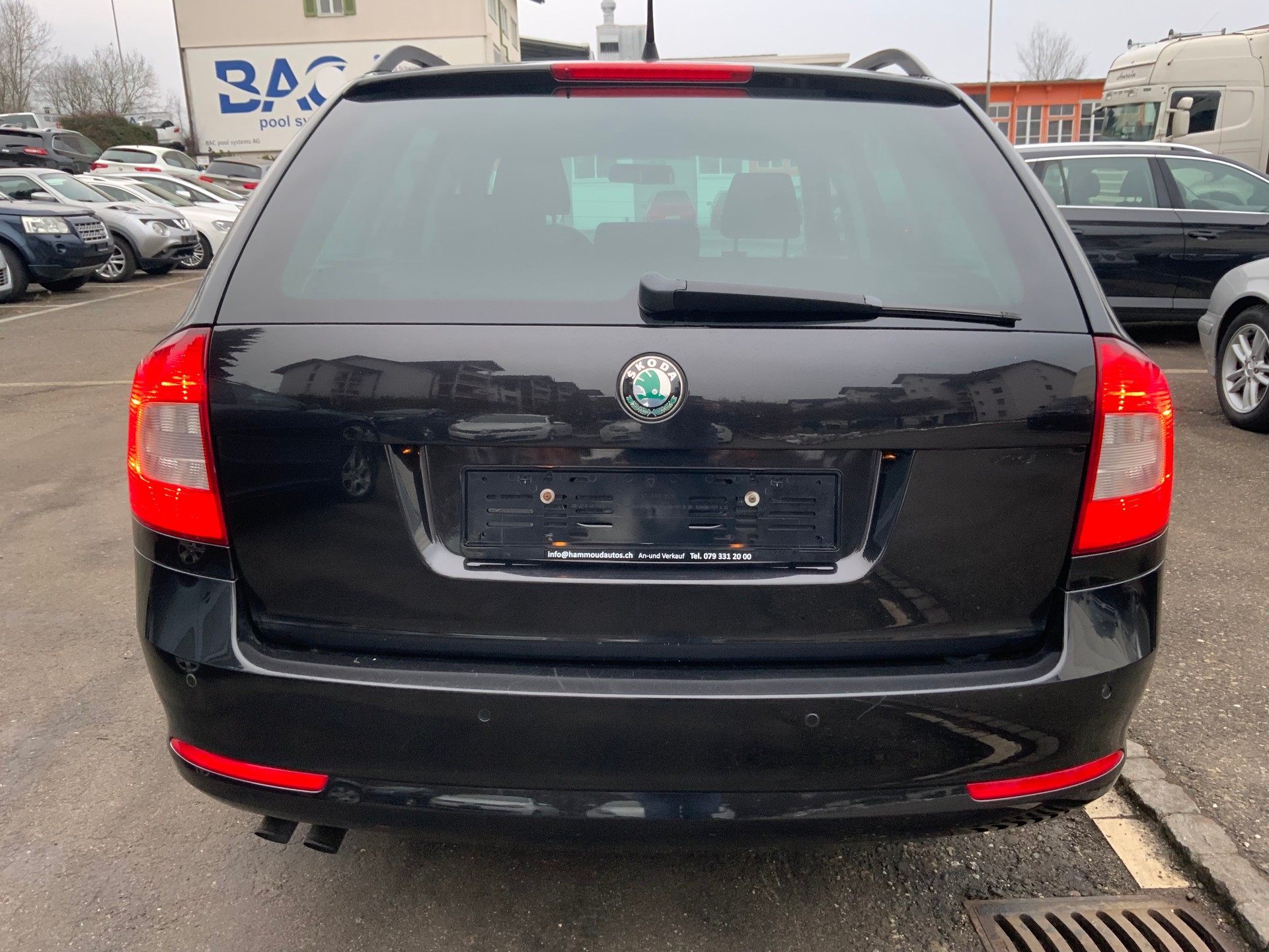 SKODA Octavia Combi 1.8 TSI Swiss Adventure 4x4-image-5