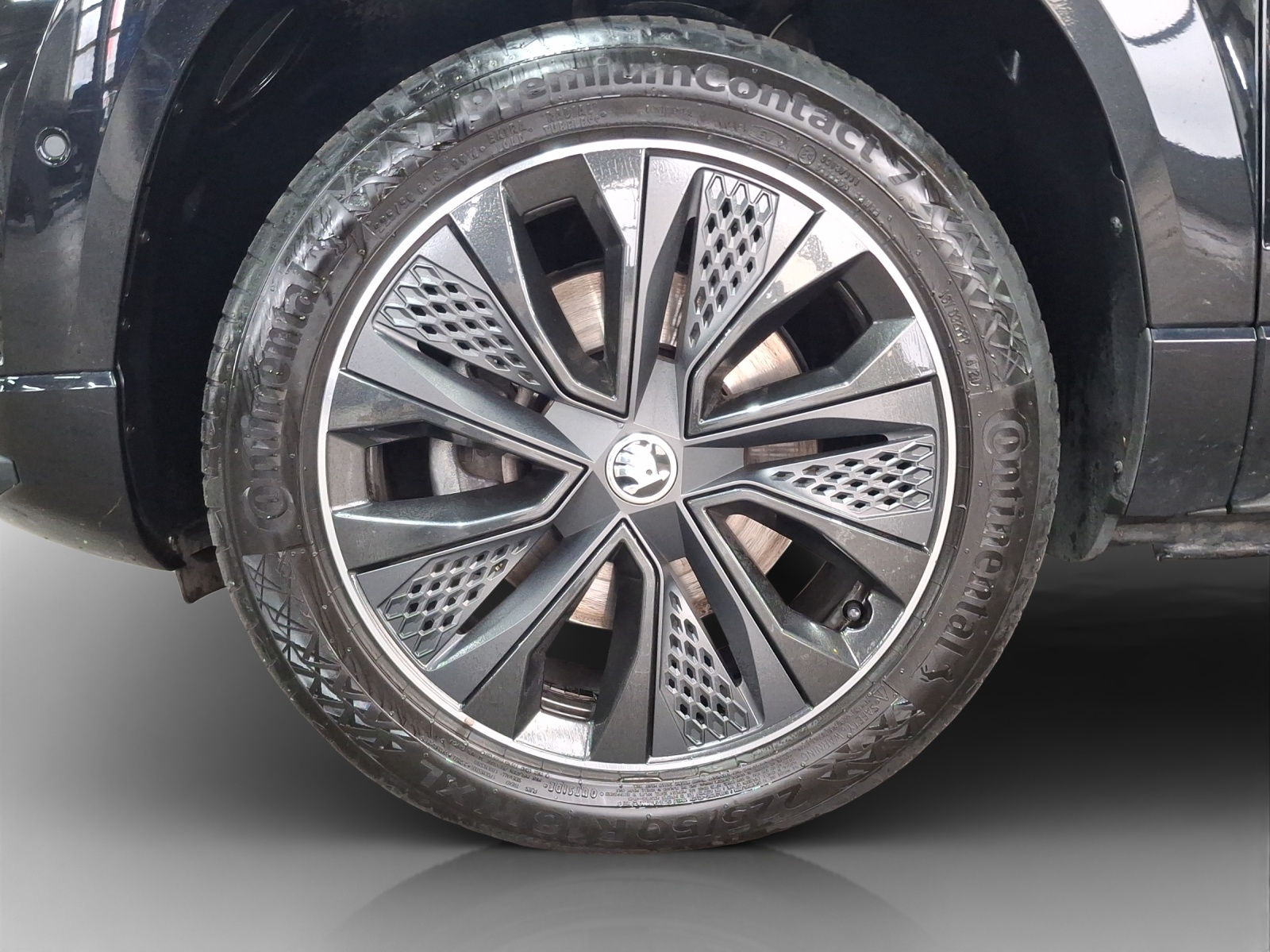 SKODA Karoq 2.0 TSI SportLine 4x4 DSG-image-14