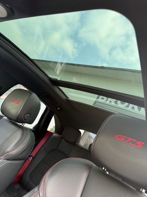 PORSCHE Macan GTS PDK-image-10
