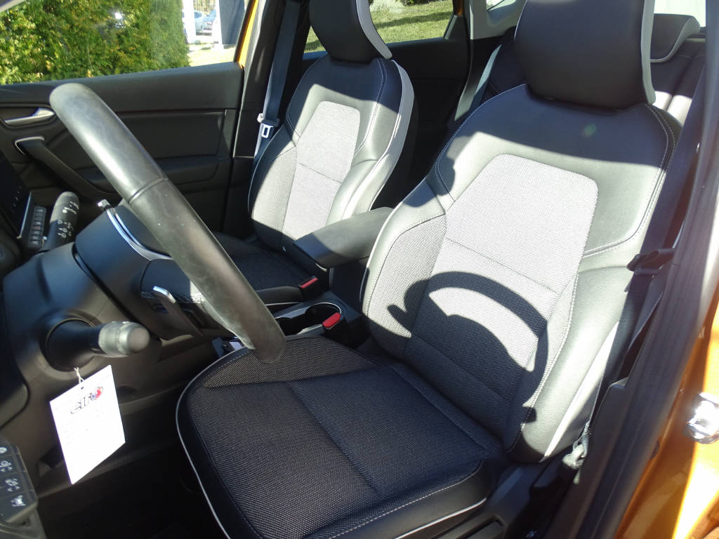 RENAULT Captur 1.3 TCe 140 Intens EDC-image-4