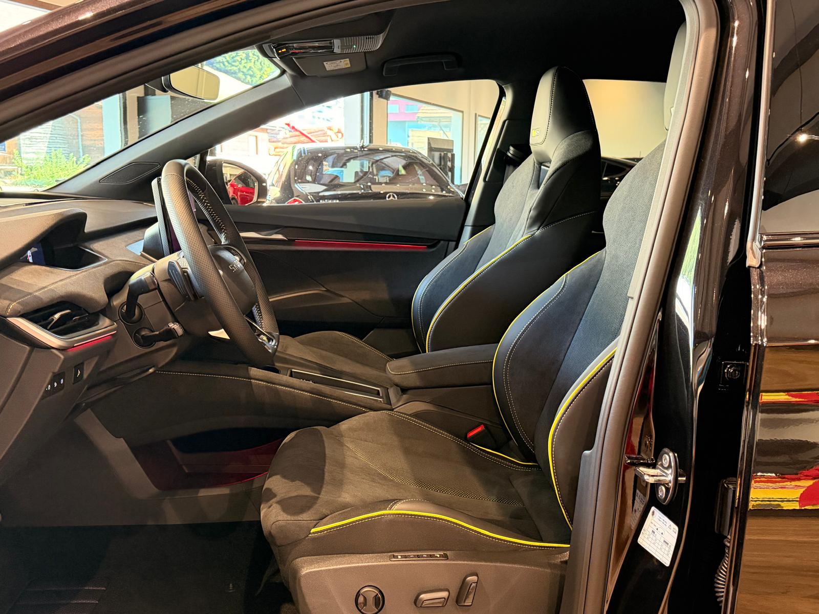SKODA Elroq 85 RS 4x4 đ„Neuwagen,đ„ 8-fach,đ„ 26%đ„-image-16