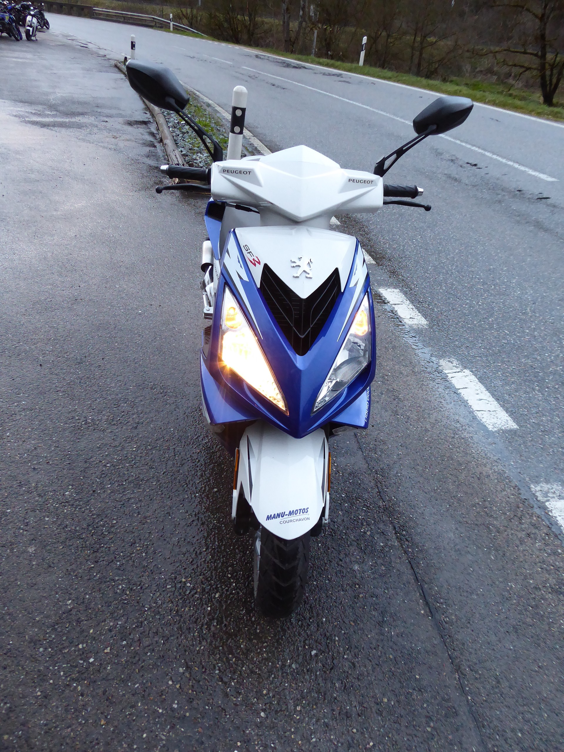 PEUGEOT Speedfight 3 50-showroom-element-1