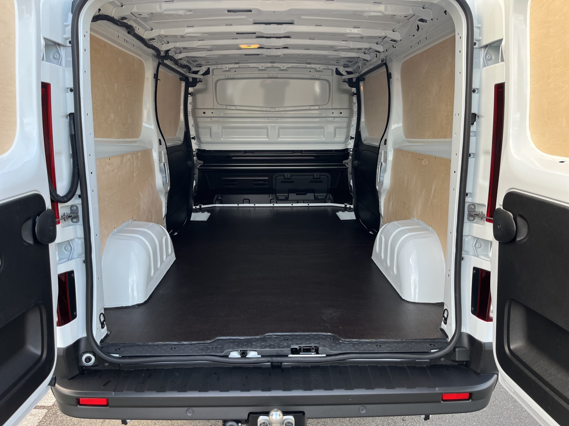 RENAULT Trafic 2.0 Blue dCi 130 Advance L2H1 EN-image-22