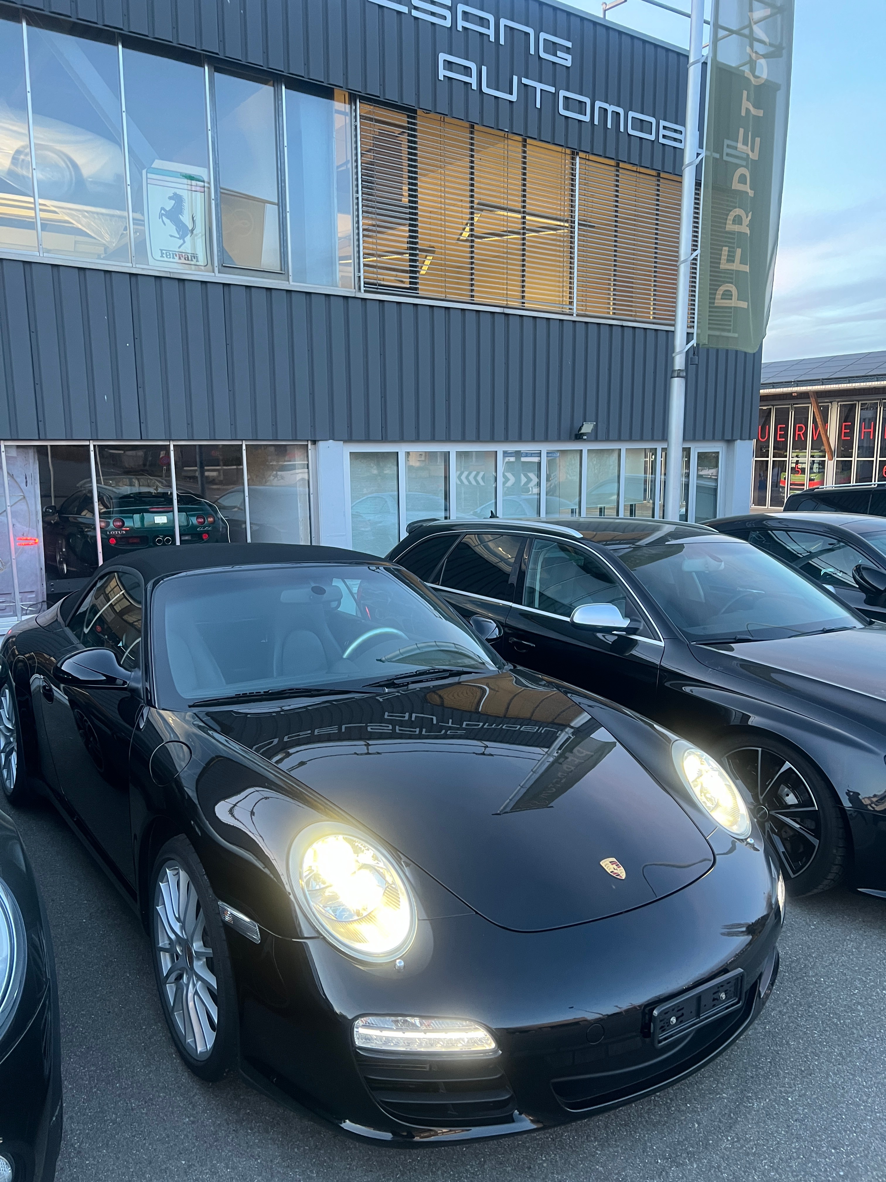 Car photo