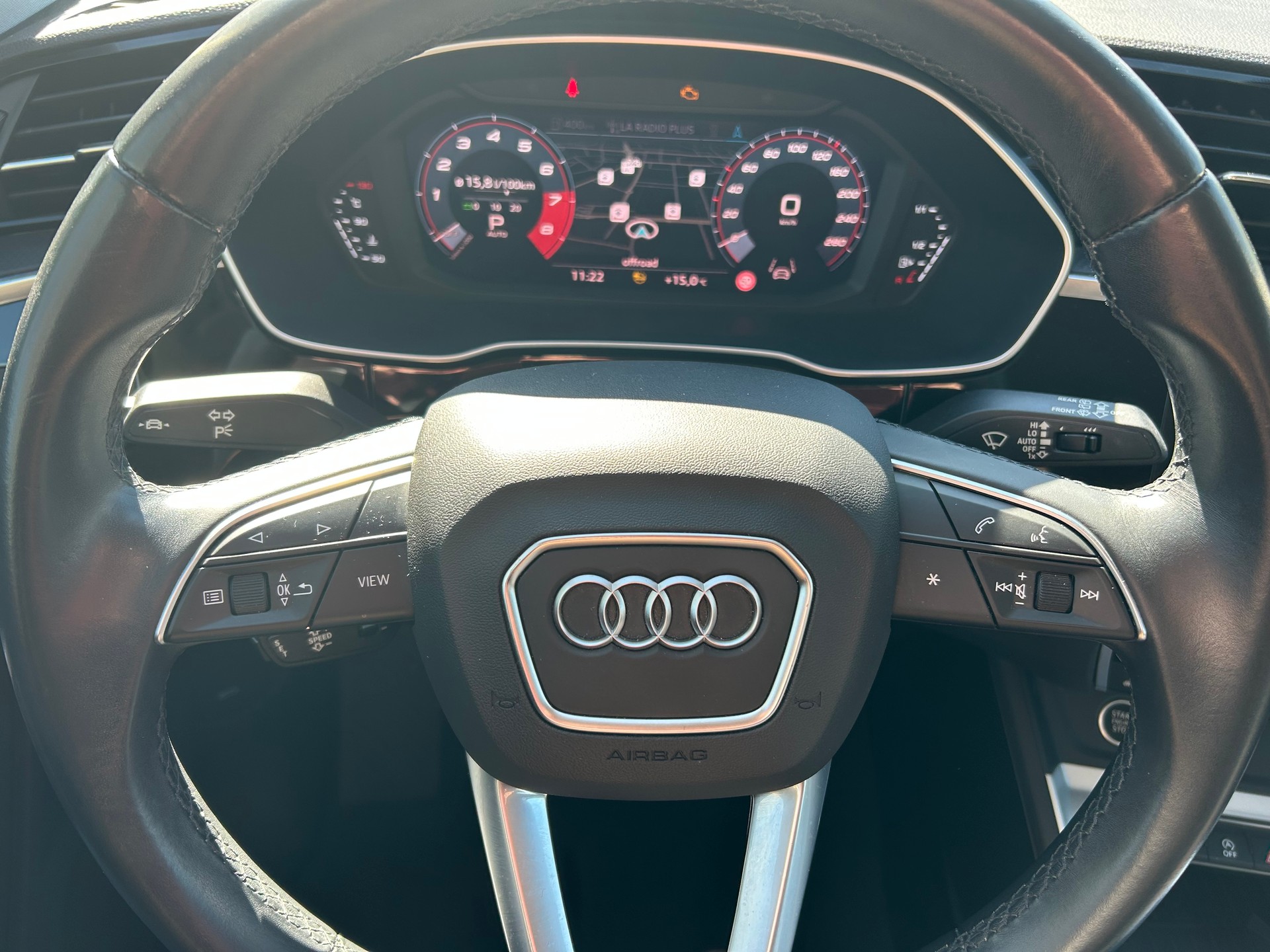 AUDI Q3 45 TFSI quattro S-tronic-image-4