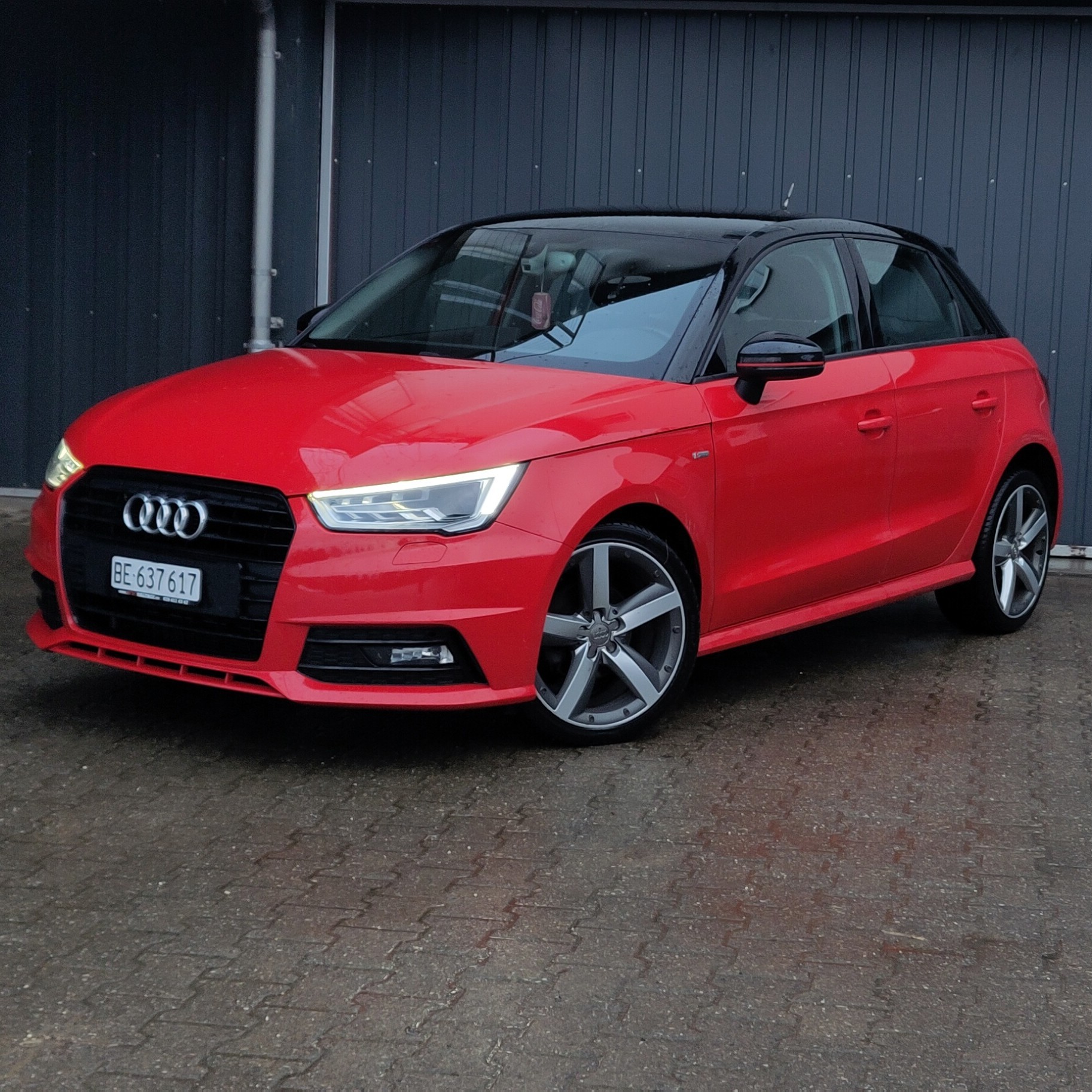 AUDI A1 Sportback 1.4 TDI Sport-image-1