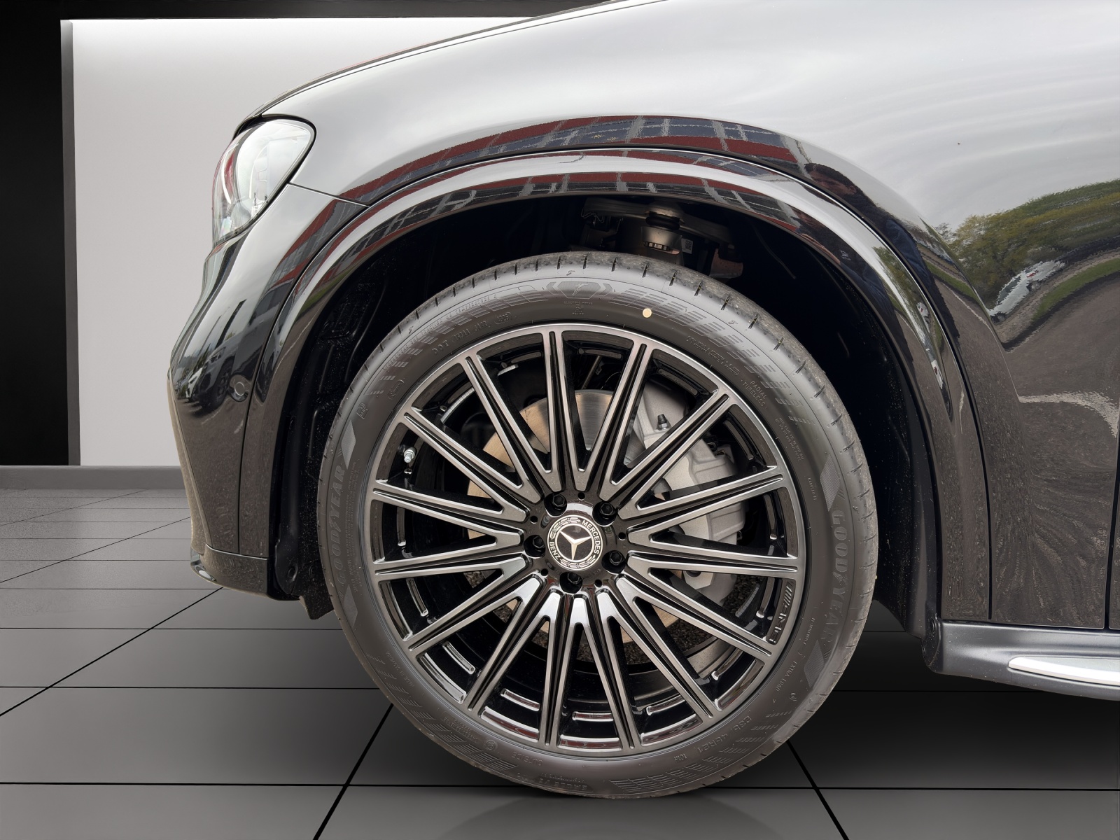 MERCEDES-BENZ GLC 400 4MATIC 94 kWh EQ-image-4