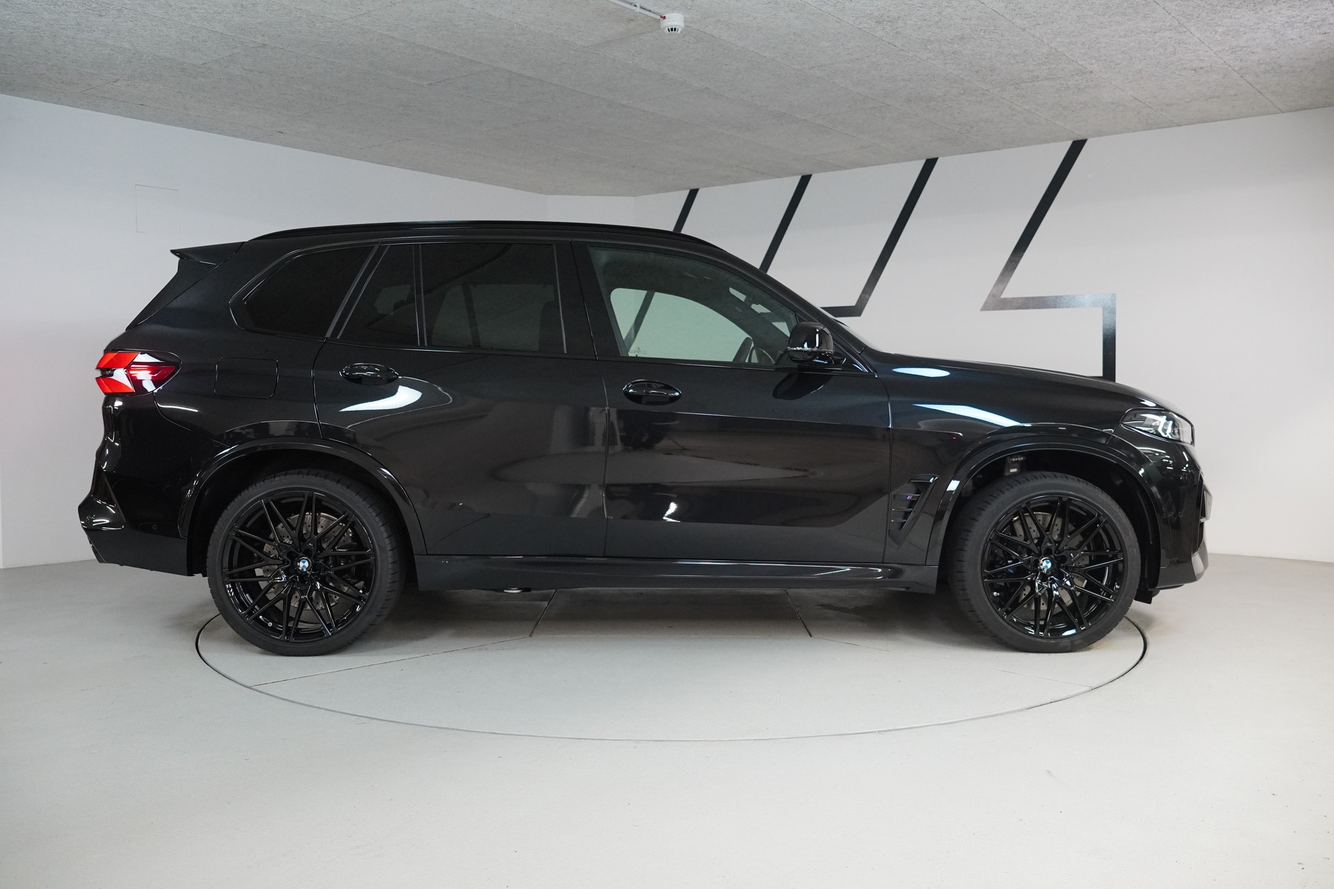 BMW X5M Competition-image-7